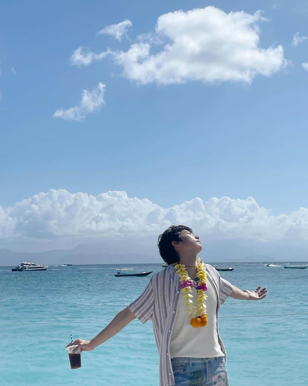 2PMさんのインスタグラム写真 - (2PMInstagram)「그동안 <오후셋이> in bali🌴 편을 사랑해 주셔서 감사합니다🩷♥️💙  #발리엠버서더같은  #청량함max #🐼🐨🐤 #레투스타그램」10月29日 19時23分 - real_2pmstagram