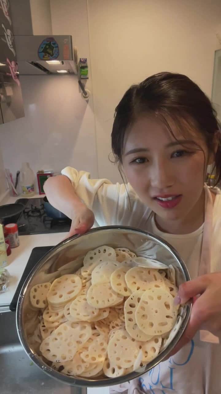 西野未姫のインスタグラム：「多量れんこん消費🔥🔥」