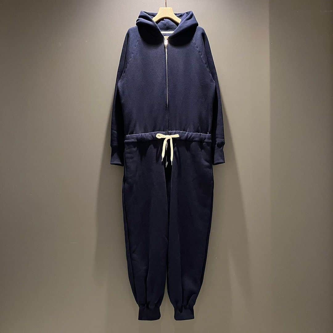 BEAMS JAPANさんのインスタグラム写真 - (BEAMS JAPANInstagram)「＜Scye＞ Womens Fleece Back Jersey Jumpsuit ¥71,500-(inc.tax) Item No.13-17-0041 BEAMS JAPAN 3F ☎︎03-5368-7317 @beams_japan #scye #beams #beamsboy #beamsjapan #beamsjapan3rd Instagram for New Arrivals Blog for Recommended Items」10月29日 19時40分 - beams_japan