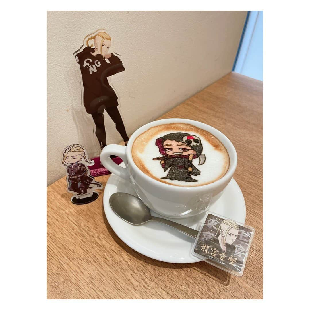 小河結香さんのインスタグラム写真 - (小河結香Instagram)「東リベ🏍️🏴🎃✨ (2022/11/1)  アニカフェの後 栄に移動してえりにゃんと合流🥰 タワレコカフェの東リベコラボ 行ってきました💕  今回のミニキャラ描き下ろし ハロウィン絵柄できよ👻 相変わらずの双龍推し💖  コラボハシゴ出来たし えりにゃんとも行けて楽しかった❣️ Happy Halloween 😈  #東リベカフェ #東リベコラボ #タワレコカフェ #双龍推し #オタ活 #推し事 #推し活 #ゆんのヲタ活記録」10月29日 19時52分 - yun2world