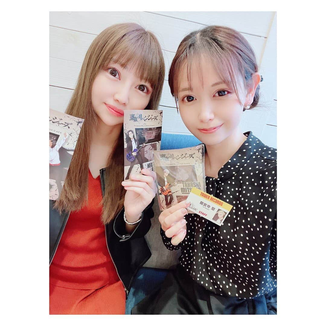 小河結香のインスタグラム：「東リベ🏍️🏴🎃✨ (2022/11/1)  アニカフェの後 栄に移動してえりにゃんと合流🥰 タワレコカフェの東リベコラボ 行ってきました💕  今回のミニキャラ描き下ろし ハロウィン絵柄できよ👻 相変わらずの双龍推し💖  コラボハシゴ出来たし えりにゃんとも行けて楽しかった❣️ Happy Halloween 😈  #東リベカフェ #東リベコラボ #タワレコカフェ #双龍推し #オタ活 #推し事 #推し活 #ゆんのヲタ活記録」