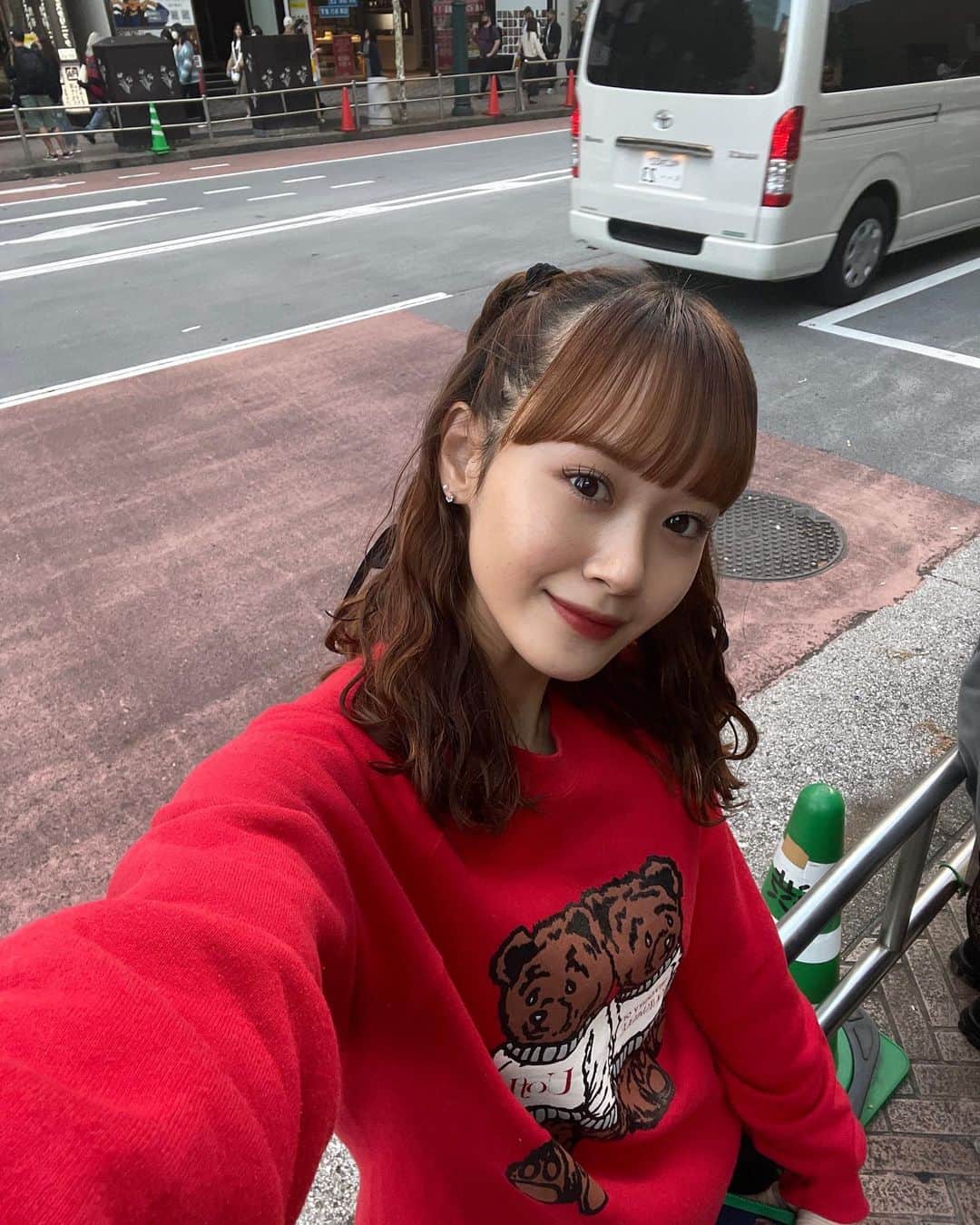植田真白さんのインスタグラム写真 - (植田真白Instagram)「頑張って伸ばす宣言したのにどうしても切りたくて切っちまった最近☆@naoki_hair さんごめんなさーーーい🥹🎃🎃☆」10月29日 20時00分 - mashiro_0129