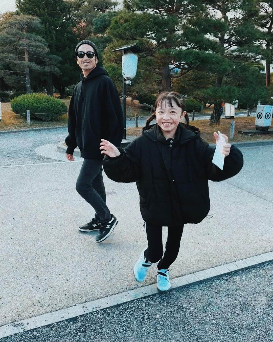 EMIのインスタグラム：「⭐︎ 初めての松本城 階段キツかった〜😣 #松本城 #長野」