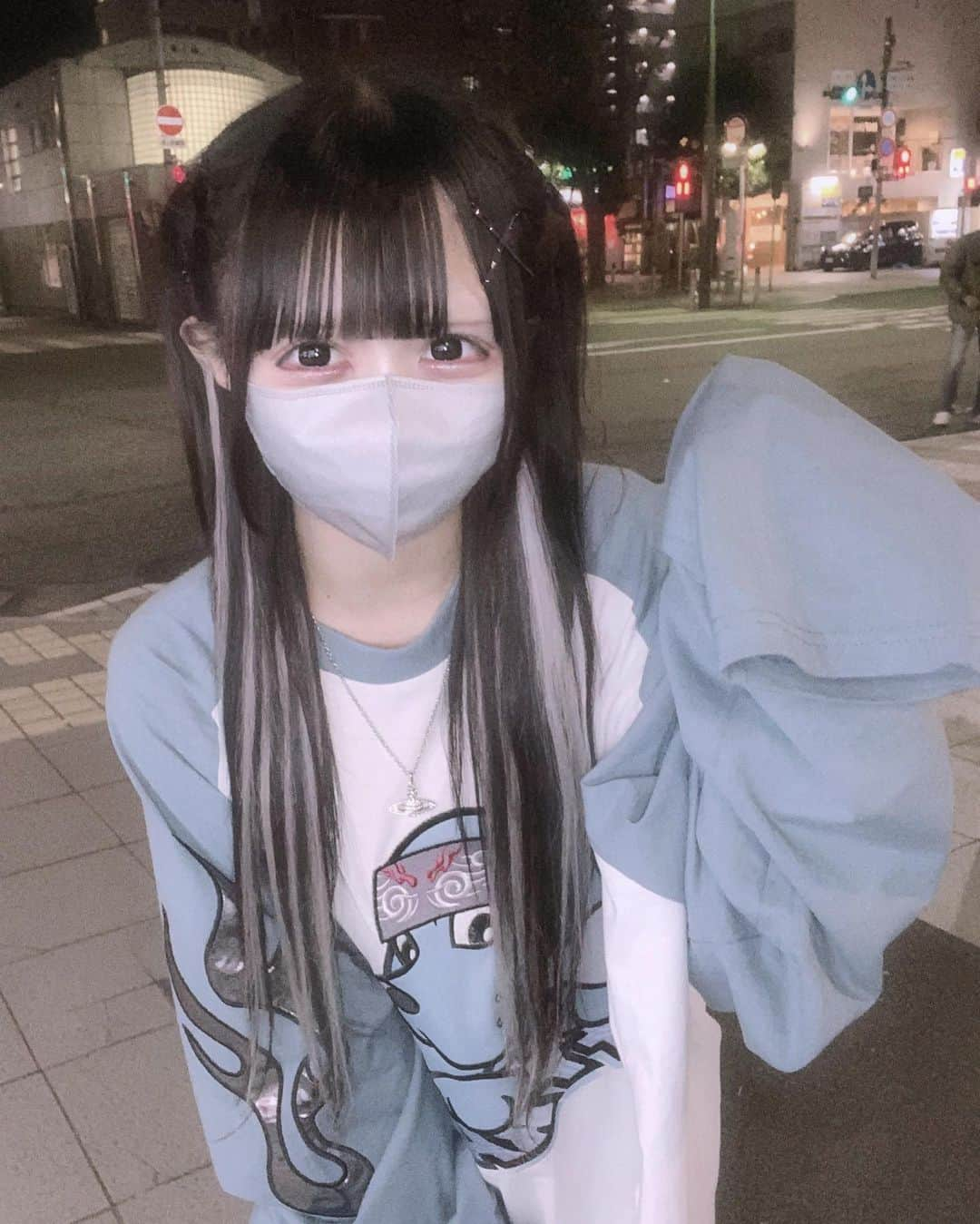 黒栖まゆきさんのインスタグラム写真 - (黒栖まゆきInstagram)「暑くても長袖着てる人間だから寒くなってきてうれしい^> ·̫ <^💯⭐️」10月29日 20時24分 - mayuki_kurosu