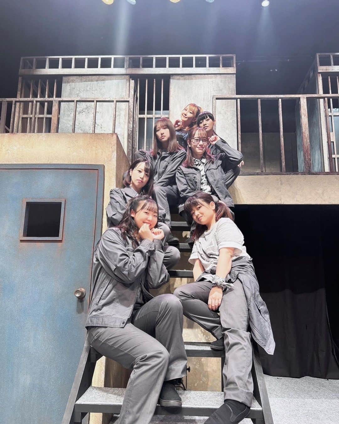 川本紗矢さんのインスタグラム写真 - (川本紗矢Instagram)「⛓️  五反田タイガー 13th Stage 『BORDER〜罪の道〜』  全7公演、終演致しました！  劇場で観劇して下さった皆さん、 本当に本当にありがとうございました😭🥹✨  1人1人、いくつもの感情や想いを抱え、 戦いながら生きている中で、 猪塚カエデの人生を生きられて 本当に良かったです。😌 罪や正しさ。生き方。。 色々なものが、皆さんの心に 届いていたらとても嬉しいです。✨  本当にありがとうございました‼︎  #BORDER13」10月29日 20時19分 - sayaya_38