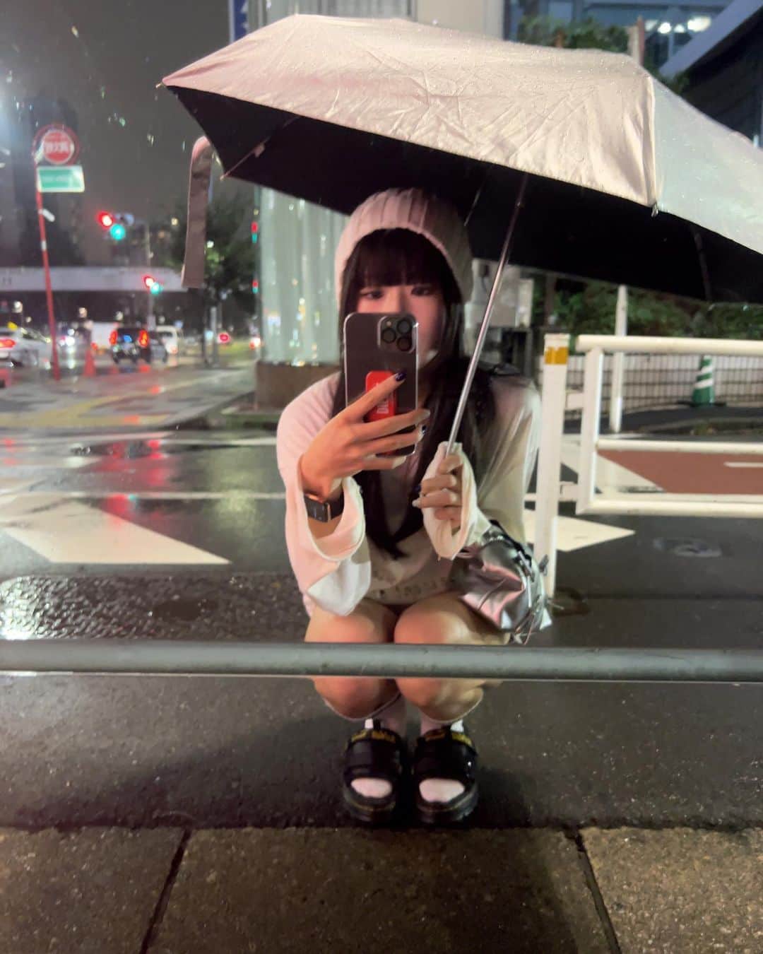 沖楓花さんのインスタグラム写真 - (沖楓花Instagram)「皆さん、雨はお好きですか☔️？」10月29日 20時22分 - okifuka_official