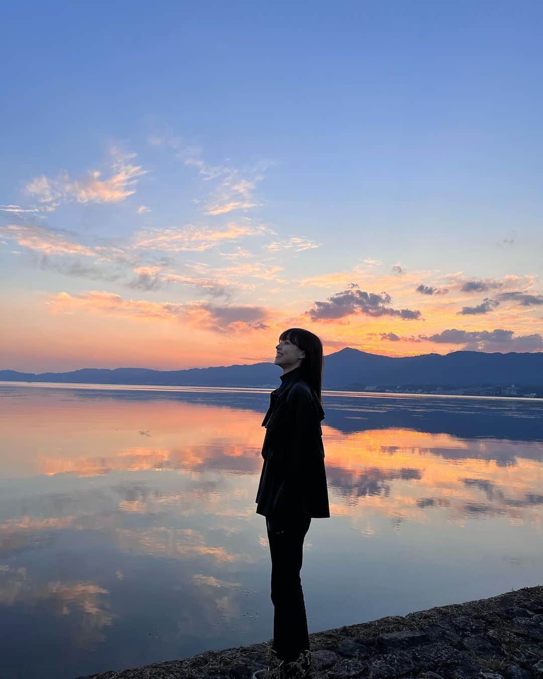 武イリヤのインスタグラム：「はじめましての琵琶湖 綺麗だったな〜 またいつか訪れたい☺︎」