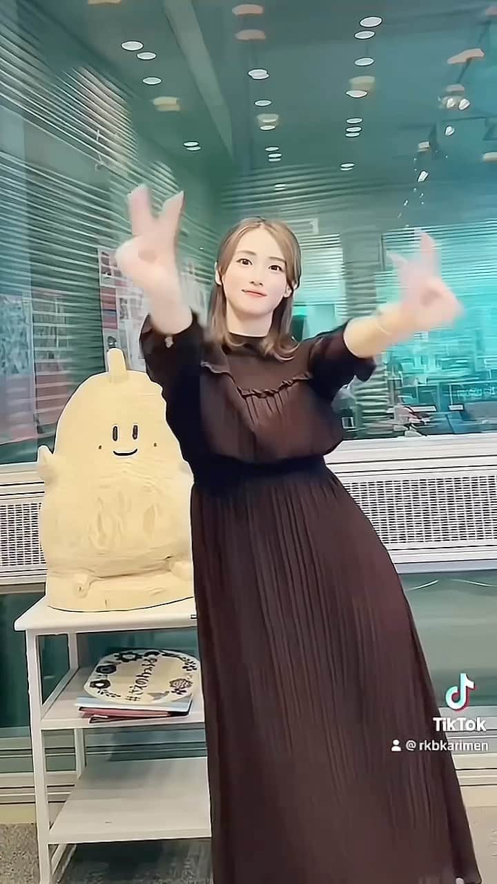 のインスタグラム：「#ado#唱#福岡#アナウンサー#本田奈也花#ハロウィン#白飛びしてた😅」