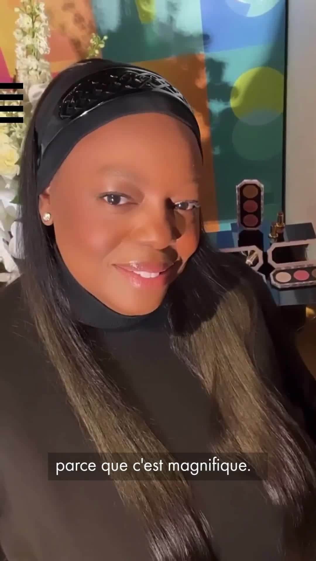 セフォラのインスタグラム：「Hellooo @patmcgrathreal ! 🤩 On a parlé beauté avec la célèbre make-up artist, fondatrice de la marque éponyme lors de sa visite à SEPHORiA. Tendances du moment, moments marquants et teasing des nouveautés à venir... Pat vous dit TOUT. 💖⁣ ⁣ #SephoraFrance #makeup」