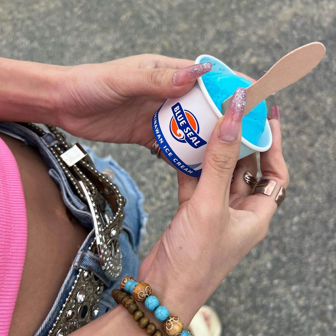 のインスタグラム：「#blueseal 🐬🩷」