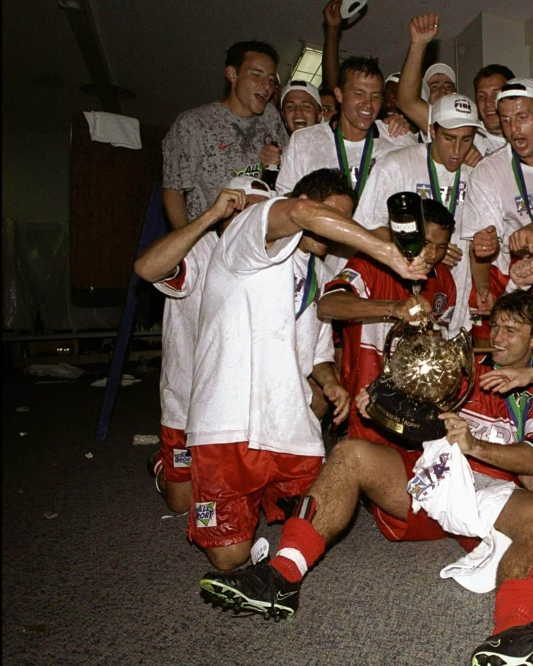 シカゴ・ファイアーさんのインスタグラム写真 - (シカゴ・ファイアーInstagram)「Celebrate a quarter-century of glory with us as we honor Chicago Fire FC's historic @MLS Cup triumph on its 25th anniversary!  #cf97 | #VamosFire」10月26日 1時00分 - chicagofire