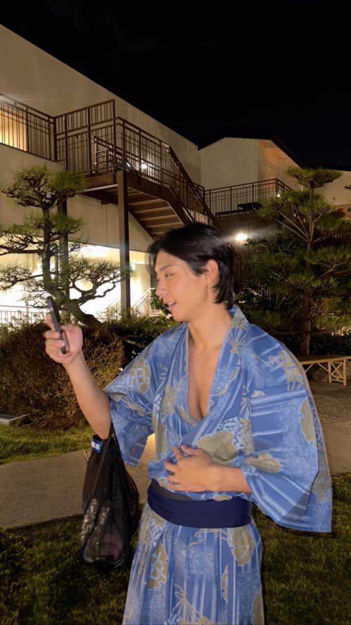 ヒョヌのインスタグラム：「♨️🛫」
