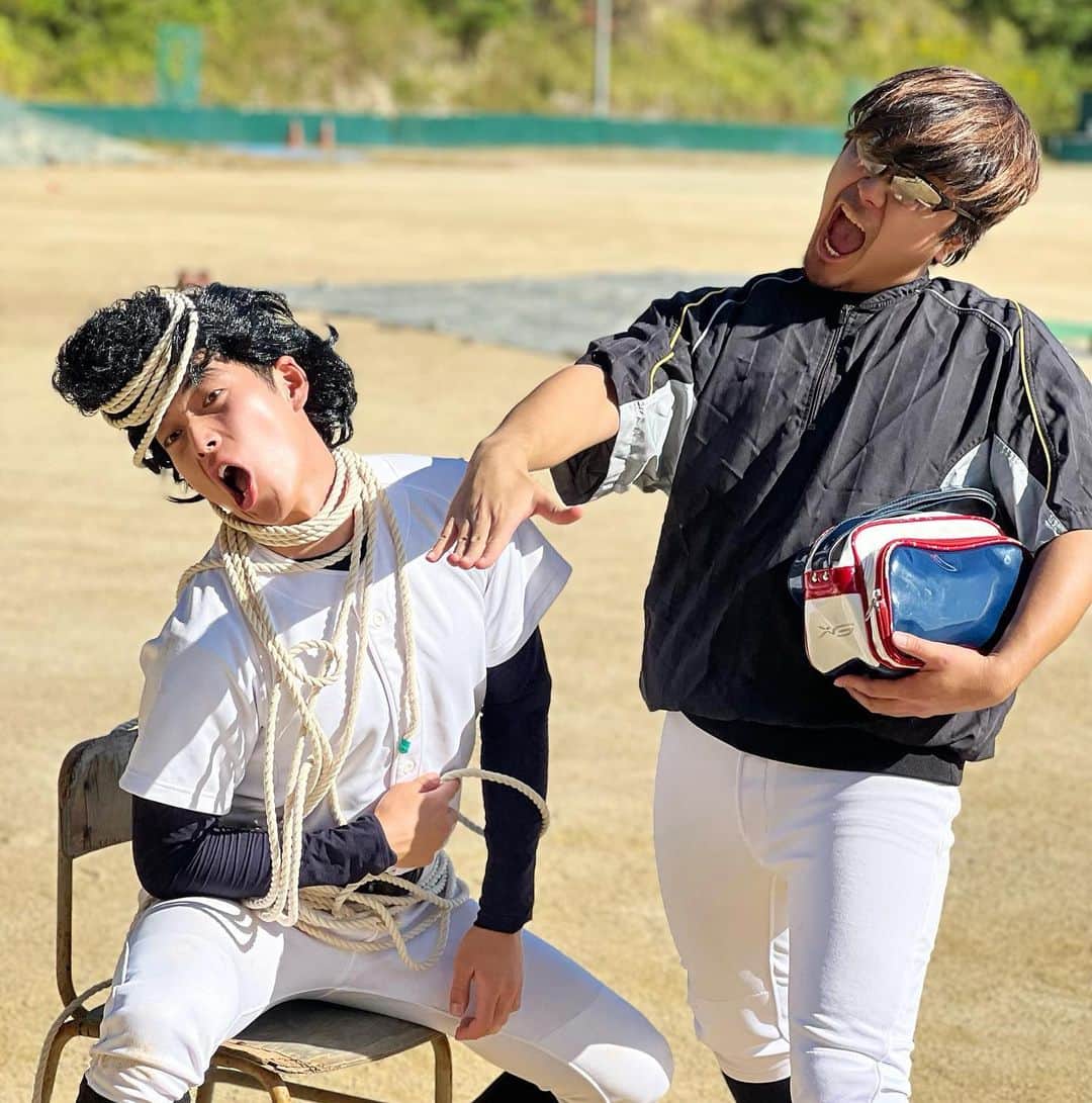 しょーたのインスタグラム：「なんの為のリーゼントやってん。」