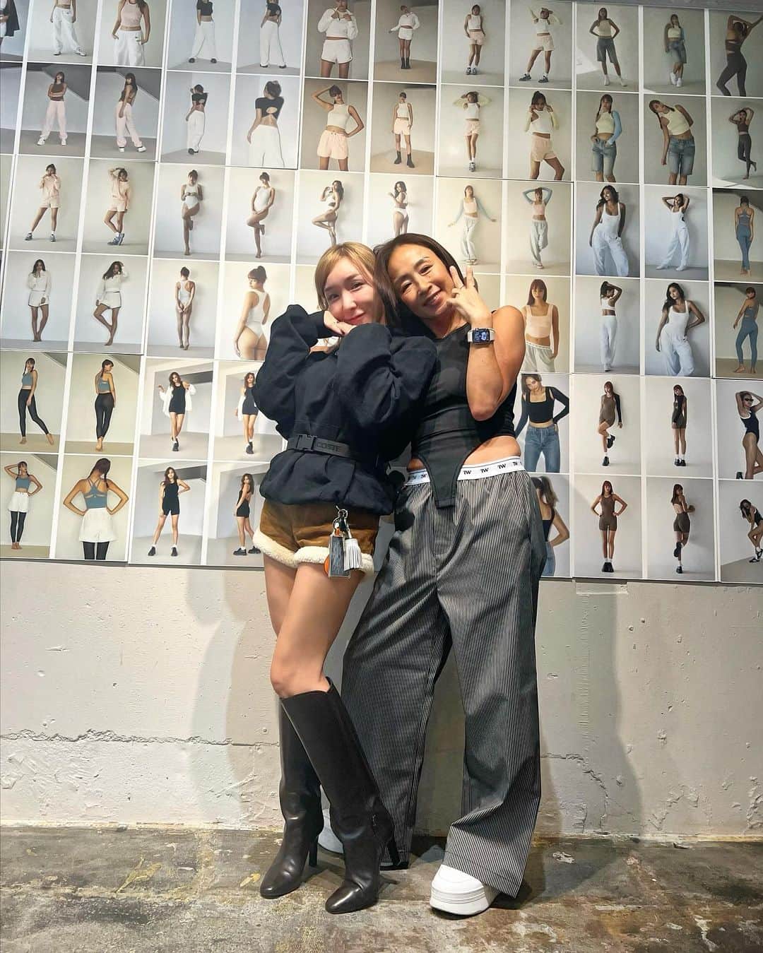 加護亜依のインスタグラム：「We love @tw2021twtw & @tsugumiw 🩷」