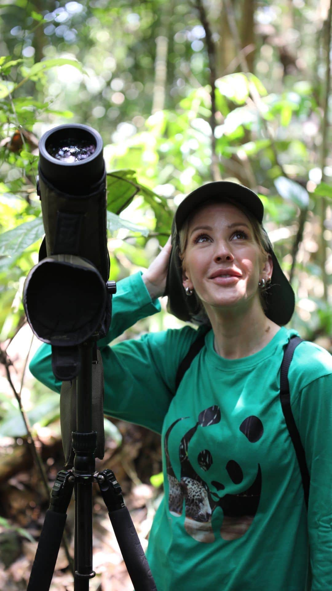 エリー・ゴールディングのインスタグラム：「Earlier this September, @wwf_uk ambassador & @unep Global Goodwill Ambassador @elliegoulding travelled to the Amazon to witness firsthand the power of our incredible forests, learn more about the restoration projects carried out by WWF and partners, and meet with the people who are safeguarding our forests for the future.   Today, following the launch of WWF’s Forest Pathways report, she shares a glimpse into this “life-changing” trip and an important message to our global leaders: we can all play our part in helping bring our forests back to life – the time to act is now.   #ForestPathways #Forests #ForOurWorld #Deforestation #Amazon #Rainforest #Colombia」