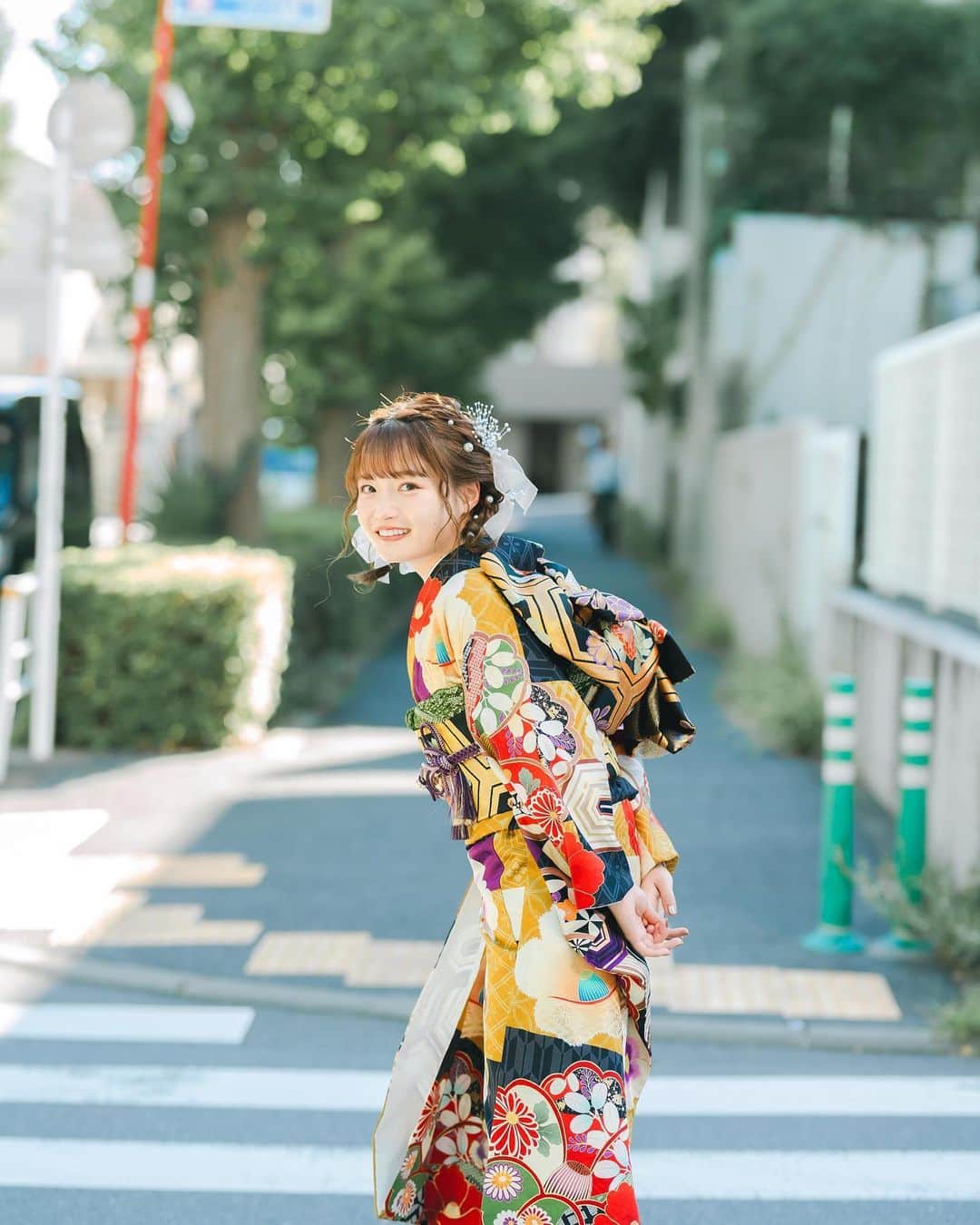 caratt振袖のインスタグラム：「前撮り＆振袖レンタルなら　@caratt_furisode  ⁡  \ご予約はプロフィールのリンクから/  　　【ふりそで展示会情報】  ■2023年10月14日(土)～29日(日) 奈良県／広陵店  ■2023年10月21日(土)～29日(日) 埼玉／レイクタウン店 三重県／松阪店・名張店  ■22023年10月28日(土)・29日(日) 大阪府／なんばパークス店  ■2023年11月25日(土)・26日(日) 埼玉県／草加マルイ店  ■2023年11月25日(土)・26日(日) 三重県／四日市店  ┈┈┈┈┈┈ ❁ ❁ ❁┈┈┈┈┈┈┈  ⁡ ｰｰｰｰｰｰｰｰｰｰｰｰｰｰｰｰｰｰｰｰｰｰｰｰｰｰｰｰｰｰｰ◯ ⁡ \全国26店舗展開中/ 成人式・卒業式のフォトスタジオです。 ハタチの役立ち情報を発信しています！ ⁡ ゆっくり見直す『保存』 参考になったら『いいね』 もっと見たい！『フォロー』 リクエストは　『コメント』 ⁡ よろしくお願いします🌷 ⁡ キッズフォトスタジオはこちら@studio_caratt ⁡ ◯ｰｰｰｰｰｰｰｰｰｰｰｰｰｰｰｰｰｰｰｰｰｰｰｰｰｰｰｰｰｰｰ ⁡  #振袖ヘア #振袖コーディネート #振袖着付け #成人式振袖 #成人式前撮り」