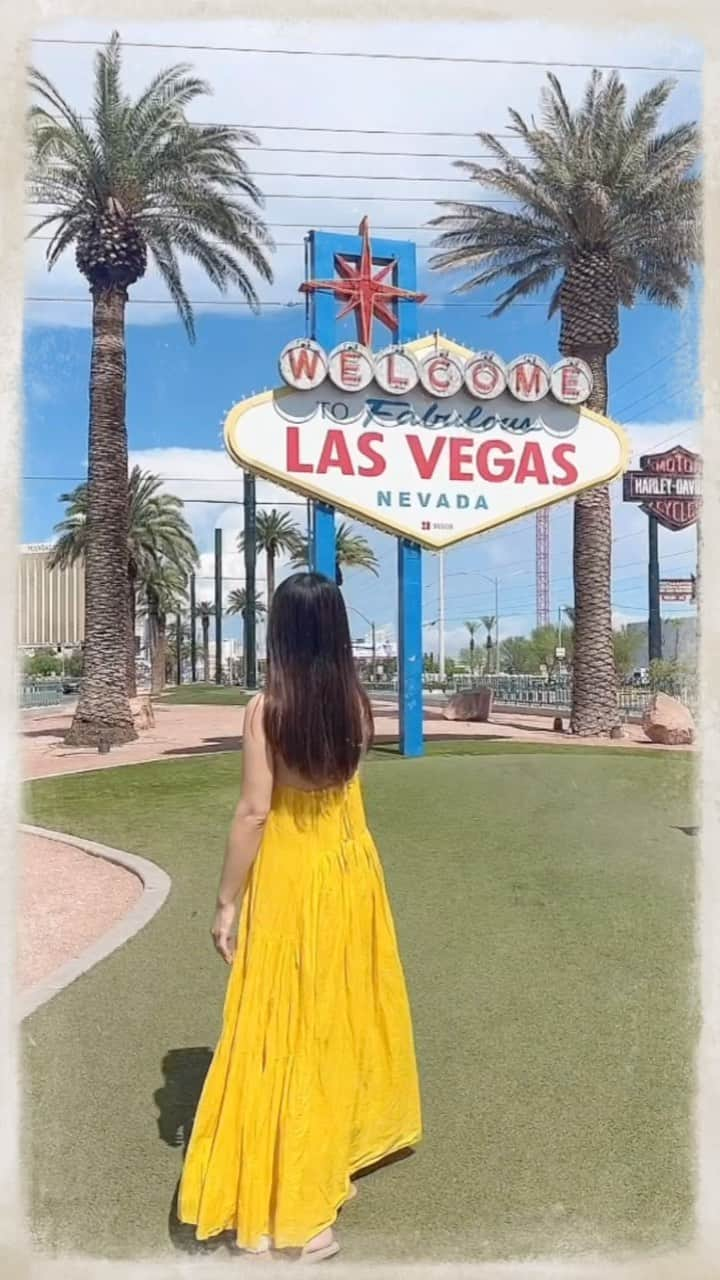 悠華のインスタグラム：「.  Las Vegas 妹とカジノに行って ブラックジャックを2回だけしようってなって 2回とも21を引き当てた最強な運の持ち主です🤗   #ゴルフ女子 #看護師 #福岡 #nurse #おすすめにのりたい #おすすめ #ゴルフ #ゴルフ大好き #golf #ゴルフ好きと繋がりたい #博多  #アメリカ  #世界遺産  #海外旅行  #cityofpage #arizona #ロサンゼルス #lasvegas  #旅行  #旅行コーデ  #旅行好きな人と繋がりたい  #trip  #travel  #travelnurse  #タビジョ  #タビジョと繋がりたい  #tabijyo  #ラスベガス  #la  #usa」