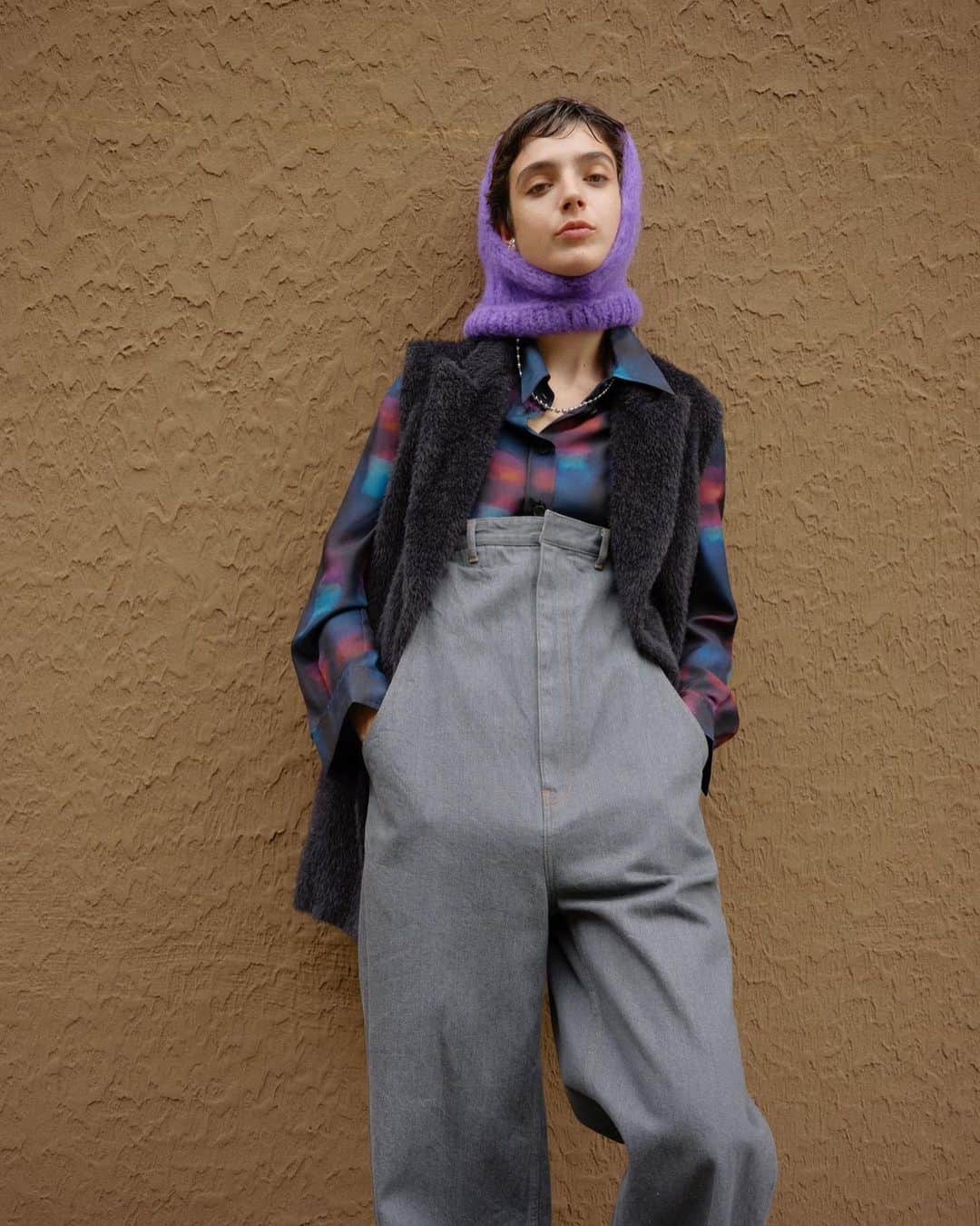 STYLE & EDIT officialのインスタグラム：「2023 WINTER COLLECTION  Balaclava @myssyfarmi ¥19,800 Vest @sayakadavis ¥86,900 Brouse @tela9official ¥48,400 Pants @livingtone.tokyo ¥39,600 Necklace @soierie_official ¥14,850 Earcuff @soierie_official ¥11,000  #styleandedit  #takashimaya」