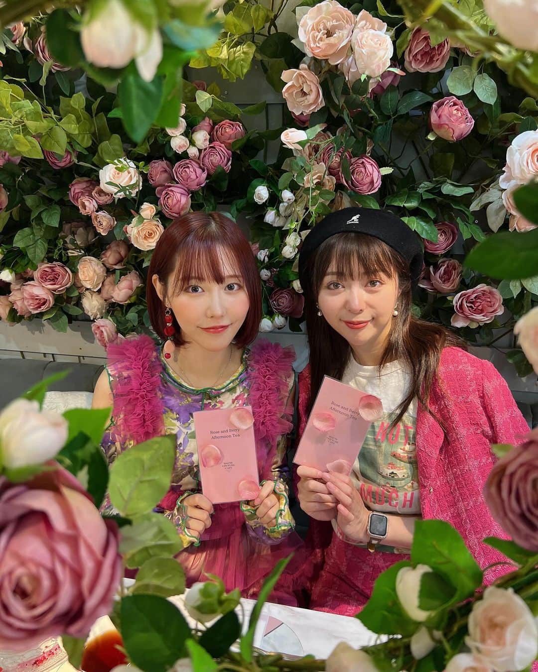 神成藍子さんのインスタグラム写真 - (神成藍子Instagram)「きゃーかわいいかわいいかわいい🩷🩷🩷 2人ともピンクコーデでリンクしてかわちい🥹🩷  #hautecouturecafe #アフヌン #アフターヌーンティー #薔薇 #ピンクコーデ #pinkcode」10月25日 19時00分 - kanna_nijimura