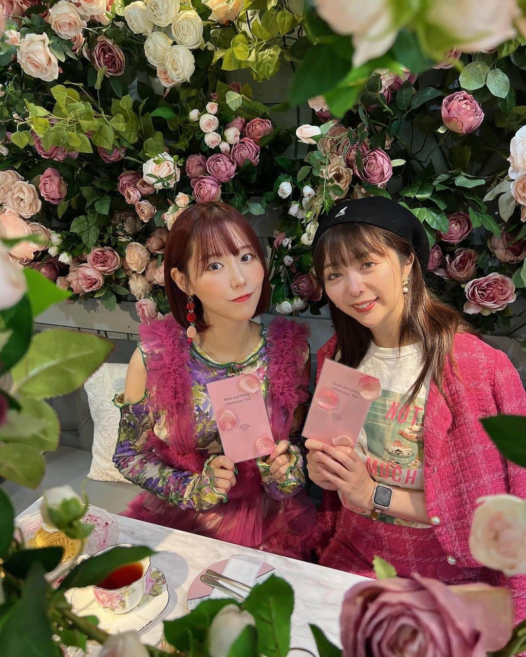 神成藍子さんのインスタグラム写真 - (神成藍子Instagram)「きゃーかわいいかわいいかわいい🩷🩷🩷 2人ともピンクコーデでリンクしてかわちい🥹🩷  #hautecouturecafe #アフヌン #アフターヌーンティー #薔薇 #ピンクコーデ #pinkcode」10月25日 19時00分 - kanna_nijimura