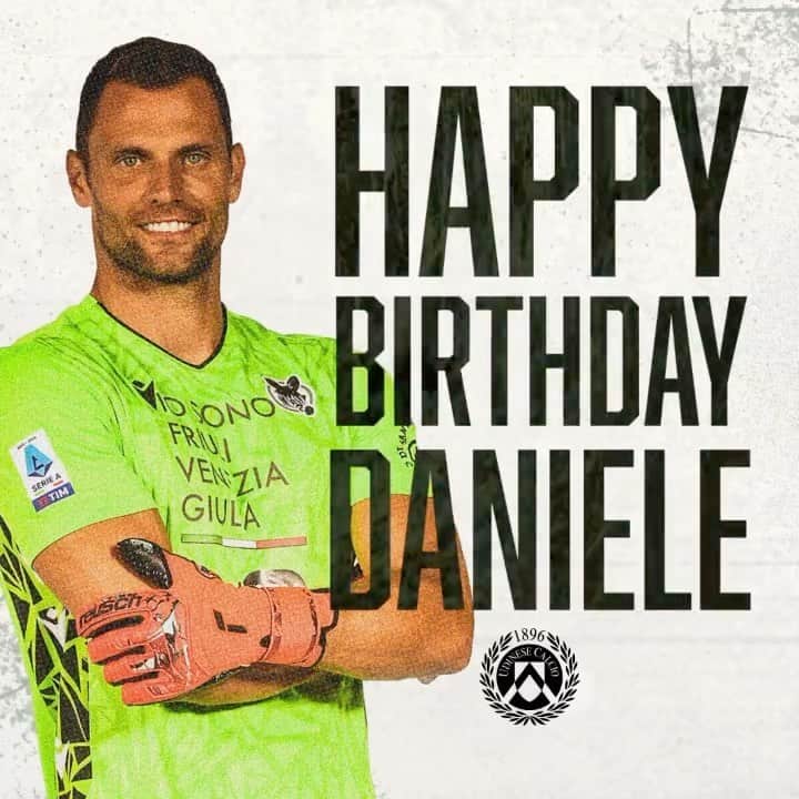 ウディネーゼ・カルチョのインスタグラム：「Buon compleanno Daniele! 🎉 Happy Birthday #Padelli 👏  ⚪️⚫️ #ForzaUdinese #AlèUdin #WePlayForU」