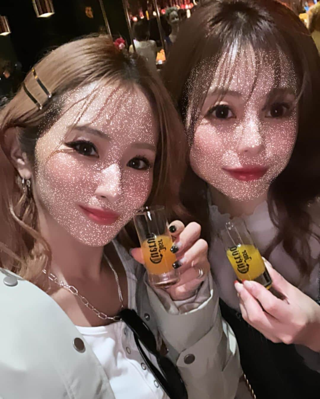 HARUYOさんのインスタグラム写真 - (HARUYOInstagram)「.  JOSE CUERVO DOTD2023の ローンチパーティーに参加したときの🥃🎶 柚子マルガリータがおいしかった♡  死者の日をイメージしたボトルも可愛すぎて💀🌼  @josecuervojp  #PR#クエルボ#dayofthedead#死者の日#dotd  #海外ファッション#海外コーデ#韓国ファッション#韓国コーデ#韓国ヘアー#ピンアレンジ#パーティー#パーティーコーデ#パーティーヘア」10月25日 19時02分 - h_trip