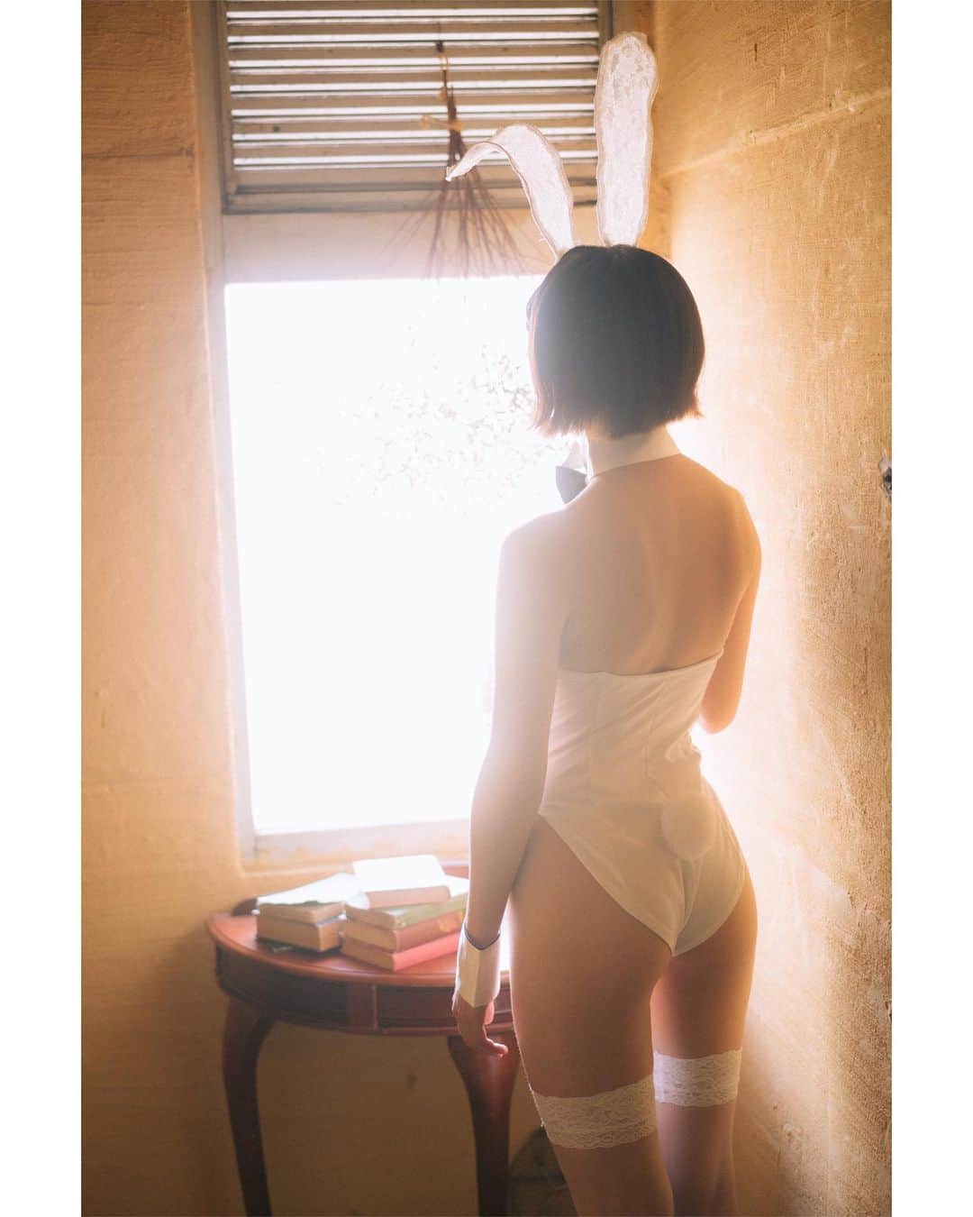 葉月つばささんのインスタグラム写真 - (葉月つばさInstagram)「魅せる背中🐰 今週土曜日にハロウィンイベントあるのでソワソワしてます笑   #グラビア  #アイドル  #photo #idol」10月25日 19時18分 - 2basa_kodama