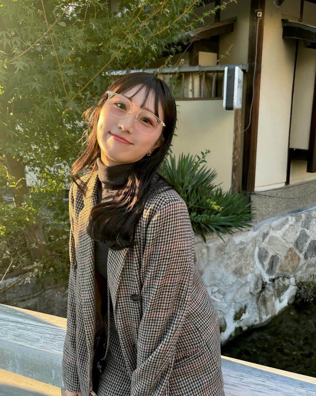 田辺真南葉のインスタグラム：「お久しぶり〜 投稿おやすみしてましたが戻ってこれました！  休日のたなべです！ 小旅行の思い出投稿〜〜🍂 夏にバッサリ切った髪も伸びてきました✂️」
