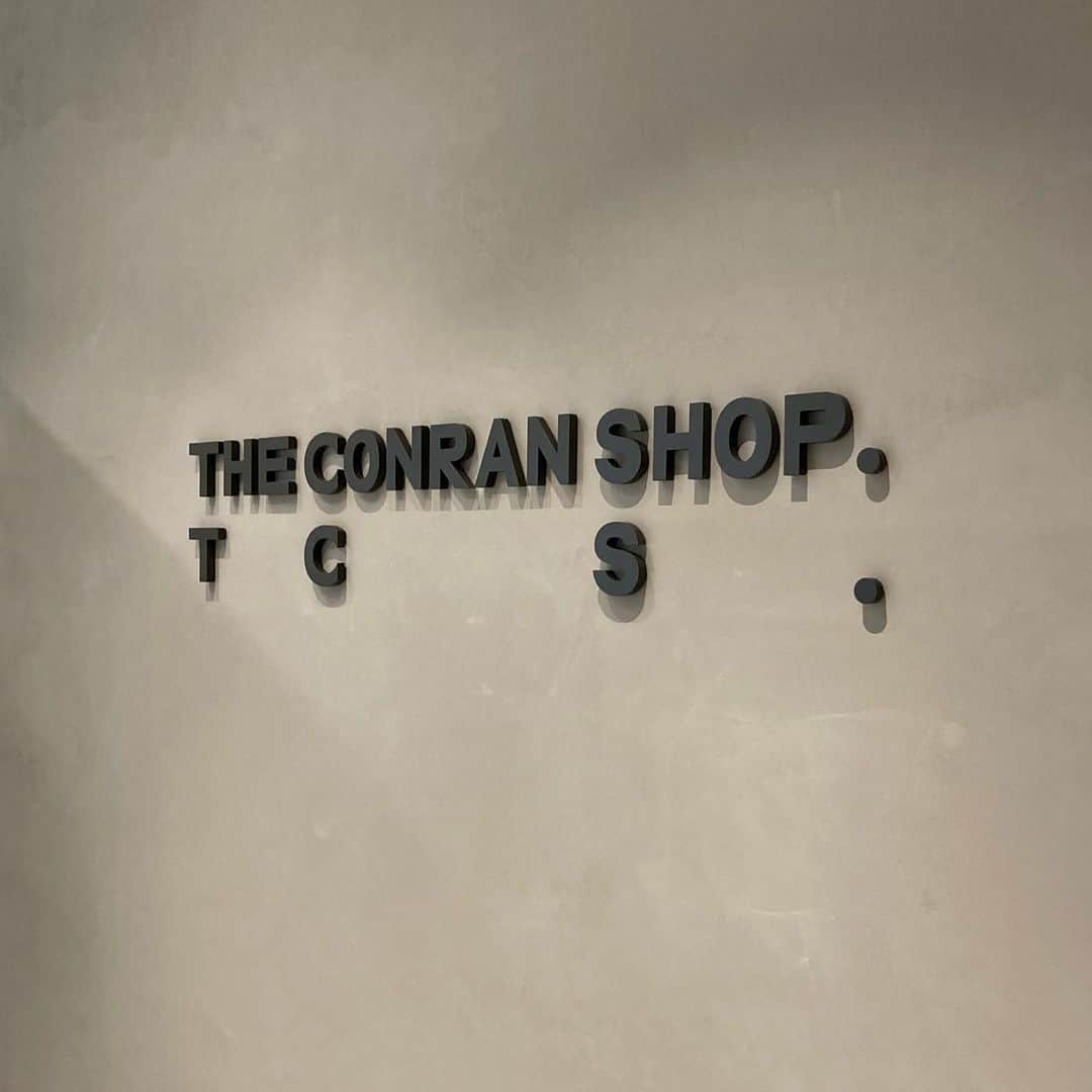 ザ･コンランショップのインスタグラム：「. The Conran Shop Tokyo  2023年11月24日（金）、麻布台ヒルズ　タワープラザ3Fに「ザ・コンランショップ 東京店」がオープンします。 約1,300㎡の空間にはレストラン「Orby（オルビー）」も併設。衣・食・住すべてにおいて、定番でも上質、日常だけど特別と思えるものを丁寧にお届けします。  We are proud and excited to announce the opening of the new store “The Conran Shop Tokyo” and our very first restaurant in Japan “Orby Restaurant” in the Azabudai Hills on 24th November 2023. The store proposes a total lifestyle of clothing, food, and housing.  #theconranshop #theconranshoptokyo #interiordesign #modernliving #麻布台ヒルズ #azabudaihills」