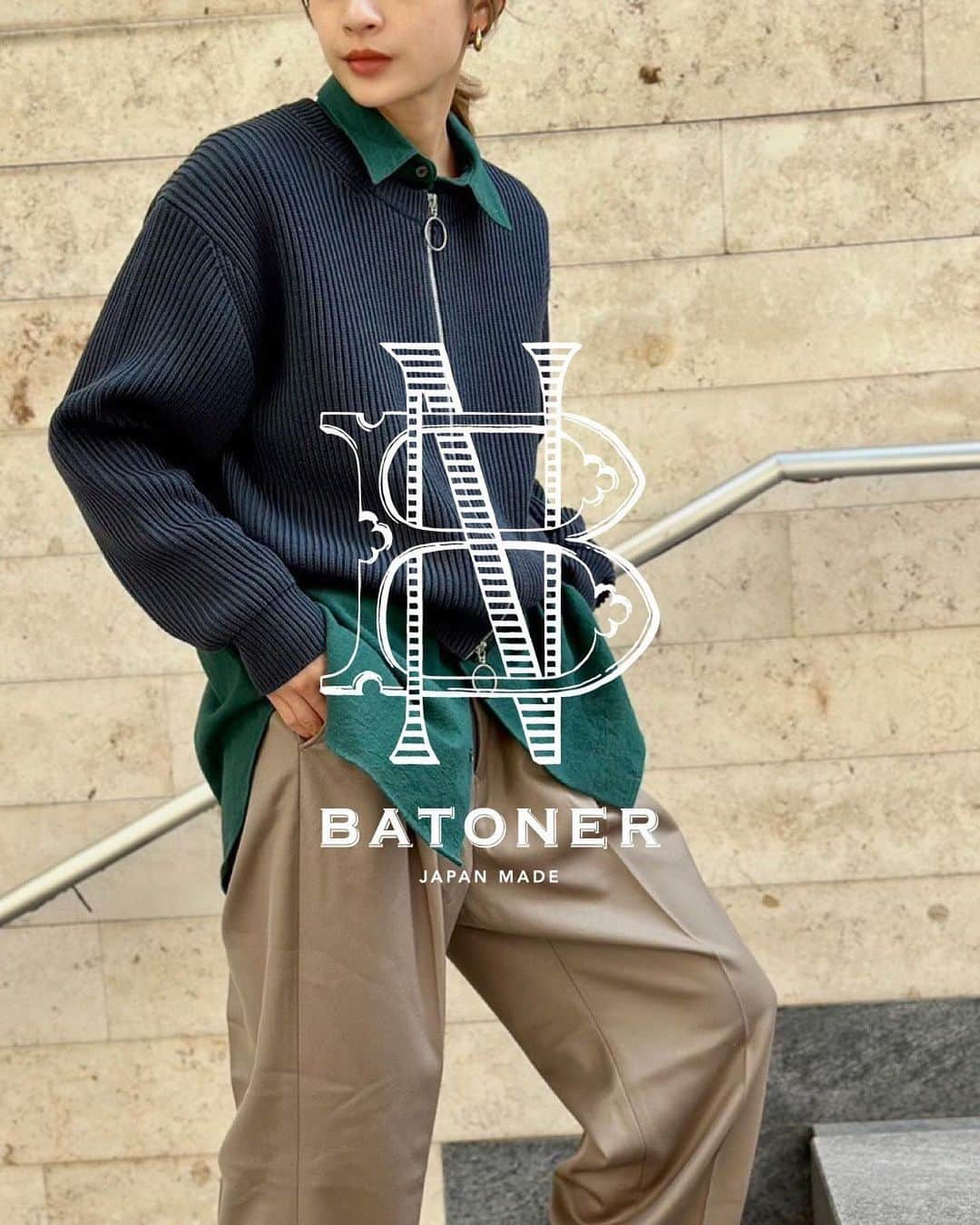 6(ROKU) OFFICIALさんのインスタグラム写真 - (6(ROKU) OFFICIALInstagram)「- 毎年ご好評いただいている＜BATONER＞の別注畦ニットシリーズ。今シーズンは計3型を別注しました。   〈BATONER for 6〉AZE SHORT DRIVERS JACKET ¥33,000- tax in  ショート丈のドライバーズジャケットは、着丈を短くし、ダブルジップ仕様にしている点がポイント。  @batoner_japanmade  #roku #batoner #batoner_japanmade」10月25日 20時16分 - 6______roku