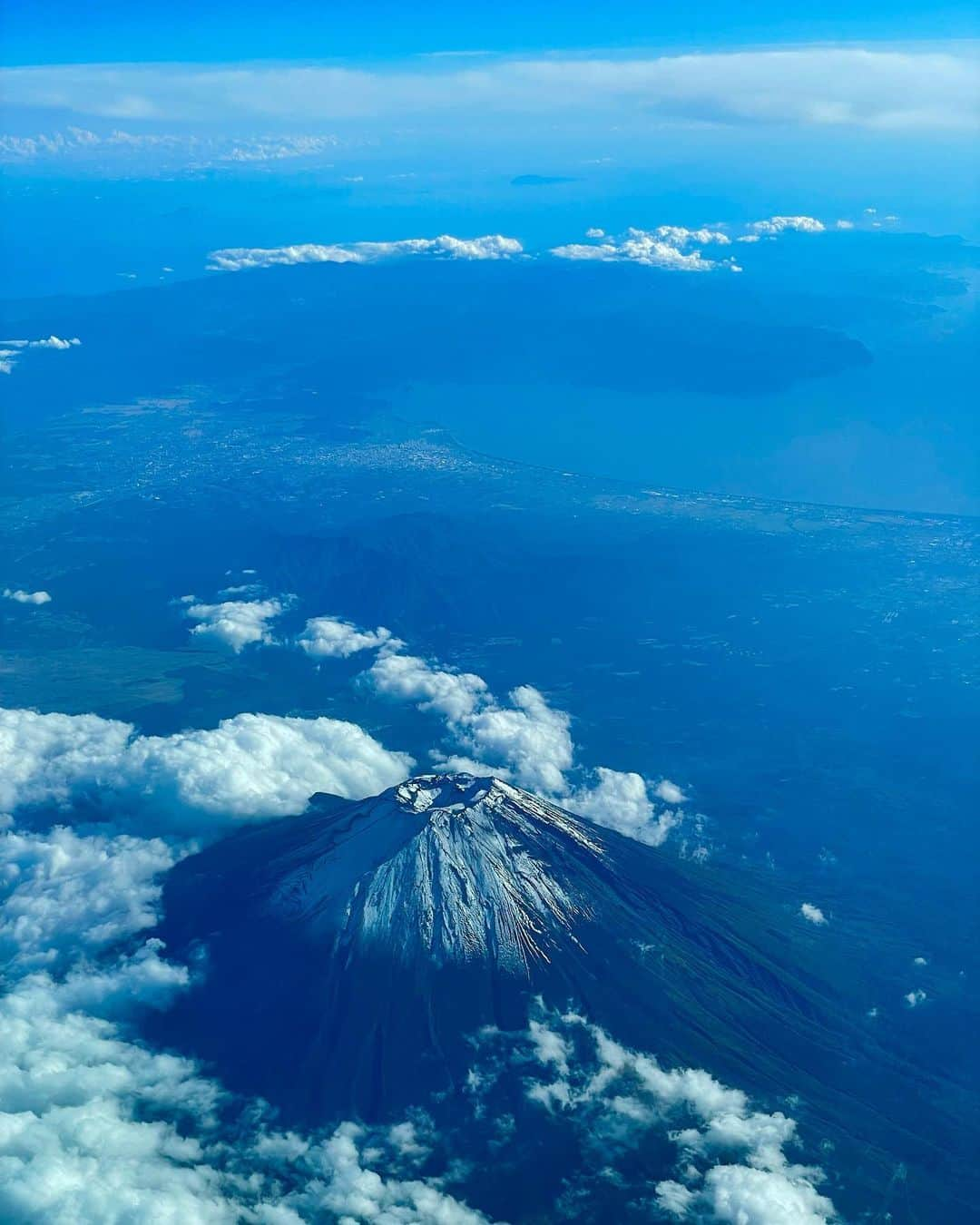 真飛聖さんのインスタグラム写真 - (真飛聖Instagram)「綺麗✨  とある番組の ロケに来ています。  綺麗な瞬間が 沢山ある時間ばかり・・・ 心もお腹も 満たされておりますです、はい。 とっても良いところなので 早くお知らせしたいのですが、 もう少し 待っててくださいね✨  その前に、『美しいの お裾分け』だよ♡」10月25日 20時10分 - sei_matobu