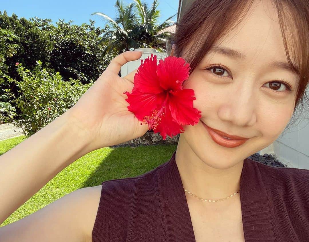 高田秋のインスタグラム：「初めて石垣島へ行ってきました🌺 流れ星も2回見ちゃった💫  旅行前はマツパ行きました👀 朝が楽すぎて最高すぎた🫶🌼 @u__.elizabeth」