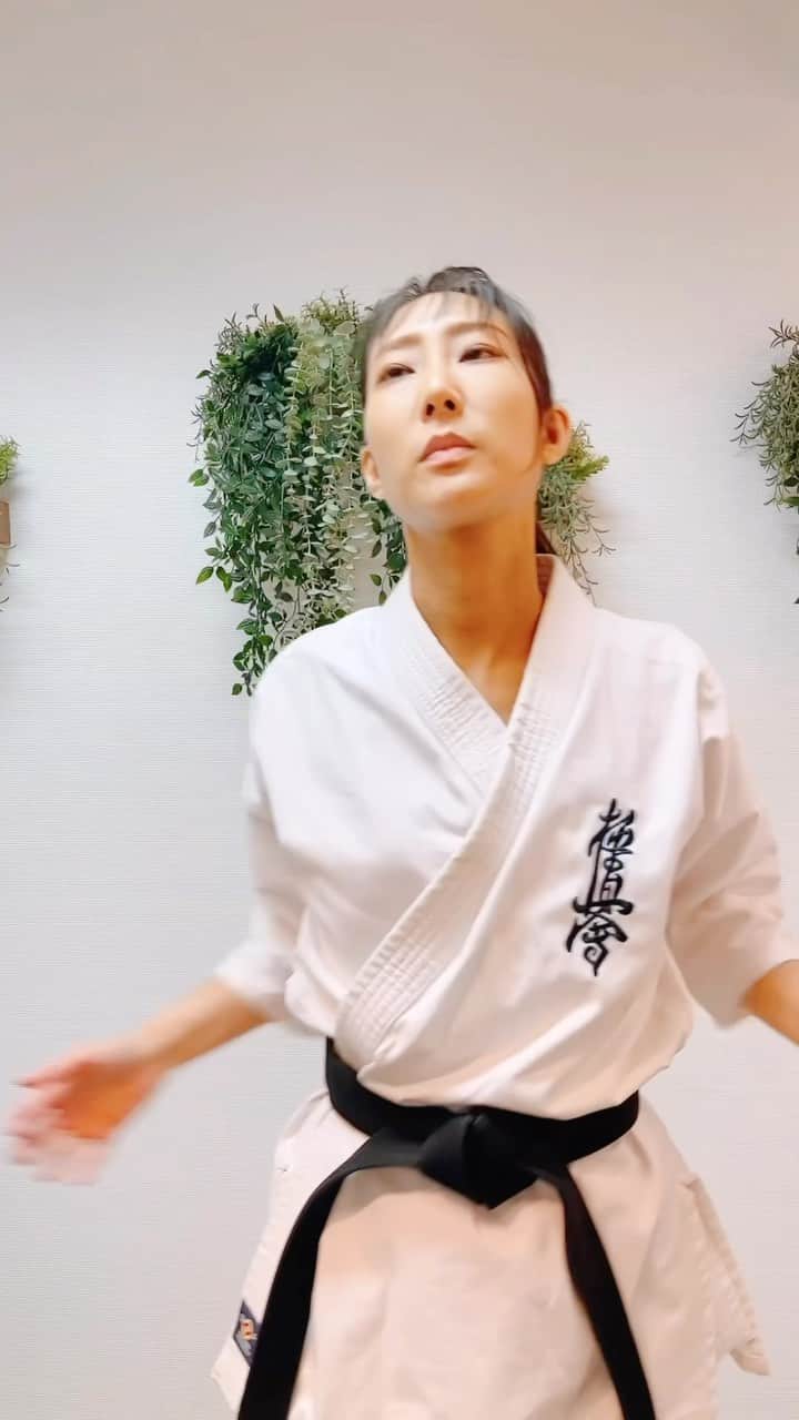 浜井美香のインスタグラム：「#kyokushin #karate #martialarts #kick #kumite #warrior #karatekid #Киокушин  #каратэ #空手 #تمرين  #japan」