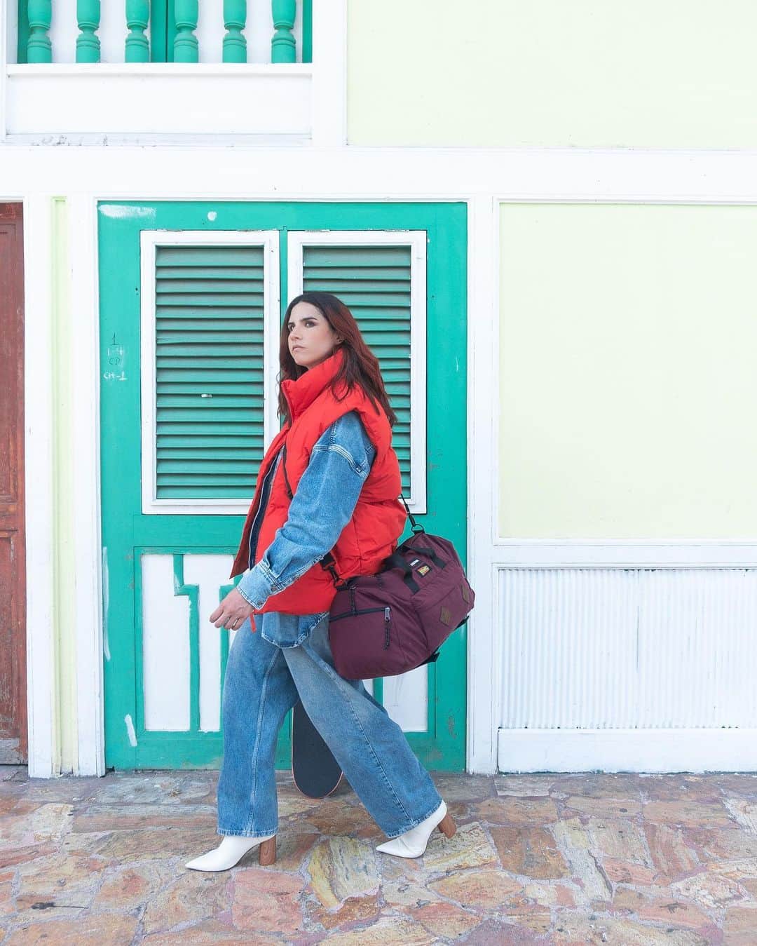 イーストパックのインスタグラム：「Discover our Back to the Future x Eastpak collection that will take you back to the 80s.  Tap the link in our bio to shop the collection. #builttoresist #backtothefuturexeastpak」