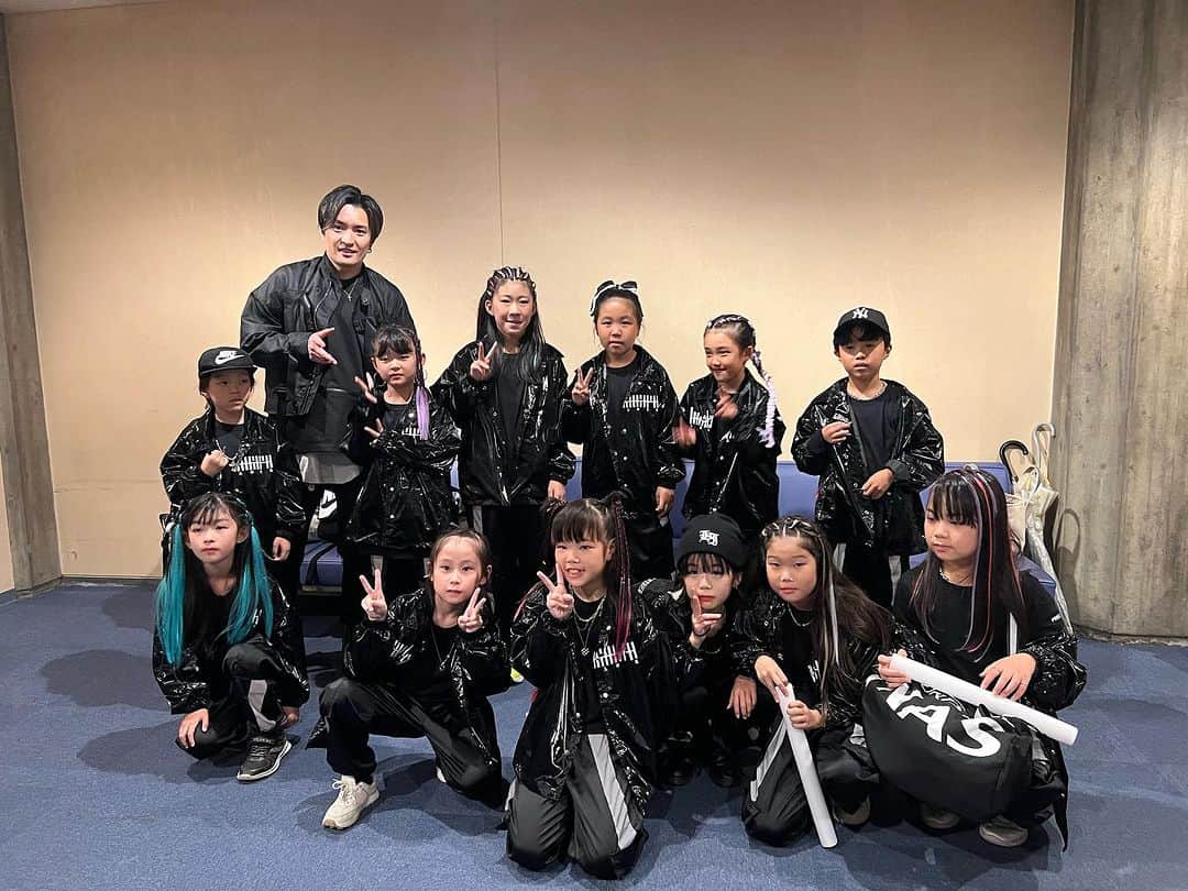 細川優さんのインスタグラム写真 - (細川優Instagram)「avex dance master NAS瀬谷 クラスのみんなの発表会も無事終了〜👍日に日に成長していくみんなを感じながらさらに次のステップへ‼️  みんなお疲れ様ー！！  #avexdancemaster #発表会 #dance #nas瀬谷」10月25日 20時19分 - yuhosokawa