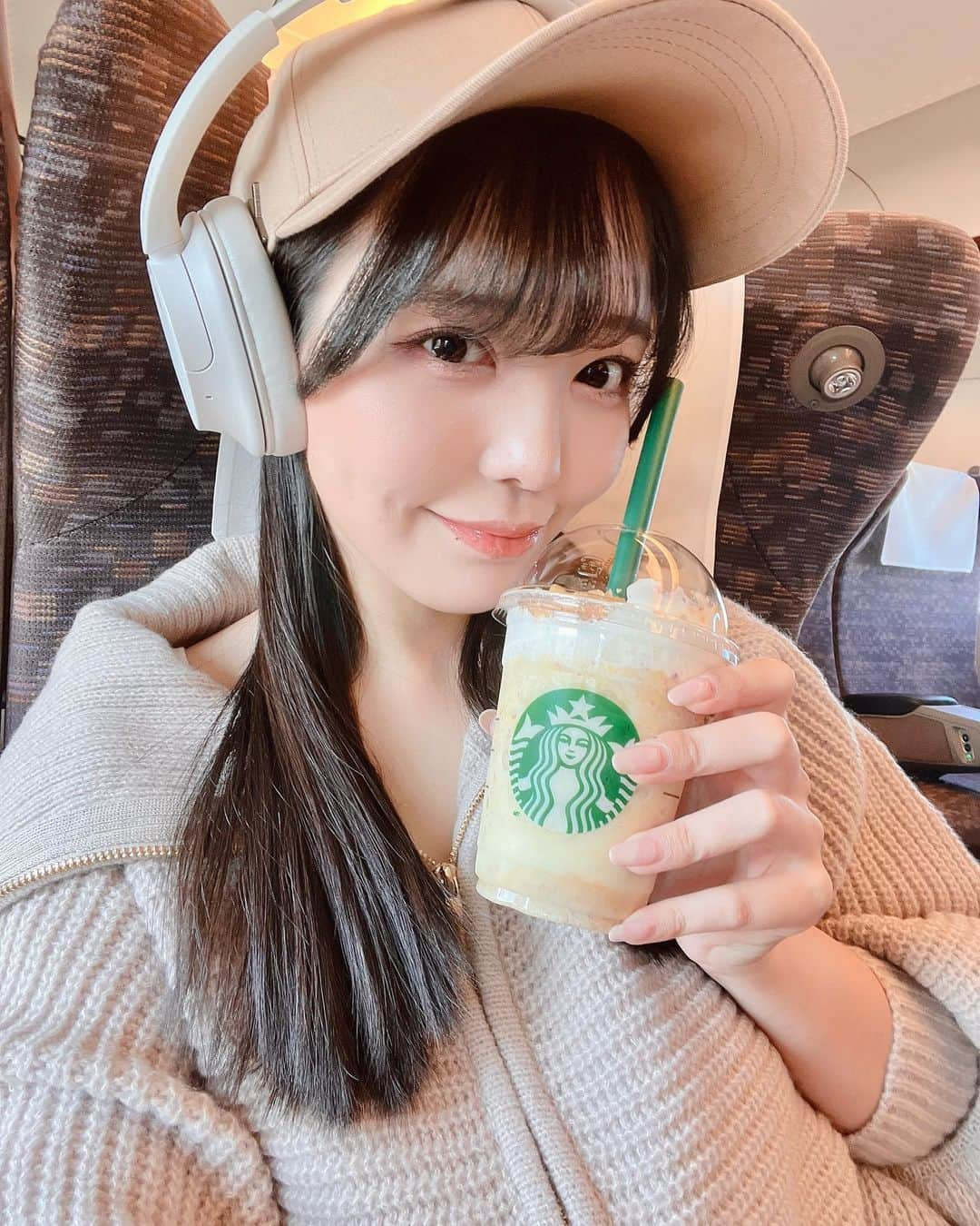 恋渕ももなさんのインスタグラム写真 - (恋渕ももなInstagram)「💛つばき初日💛  ♡  つばきの秋ツアー初日行った時の‼️  おいもバターフラペおいしかったな…  ♡  #恋渕ももな」10月25日 20時22分 - koibuchimomona