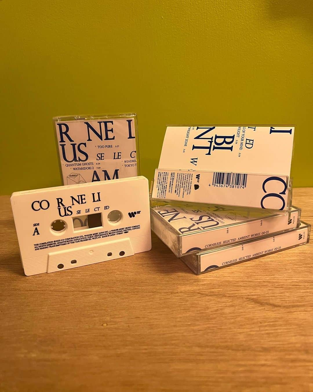 小山田圭吾さんのインスタグラム写真 - (小山田圭吾Instagram)「⚡️🔵⚪️⚡️ Cornelius - Selected Ambient Works 00-23 ¥3,410 (税込) 【AMBIENT KYOTO会場限定発売】コーネリアスのアンビエント楽曲を収録した全10曲入りカセット。 11月3日開催の国立京都国際会館で行われるライブでも販売されます。  Side A 1. Quantum Ghosts  2. Wataridori 2  3. Too Pure  4. Windmills Of Your Mind  5. Tokyo Twilight  Side B 1. 霧中夢 - Dream in the Mist  2. Summer Waves  3. Take Me To The Green World 4. Loo 5. Tone Twilight Zone」10月25日 20時23分 - corneliusofficial