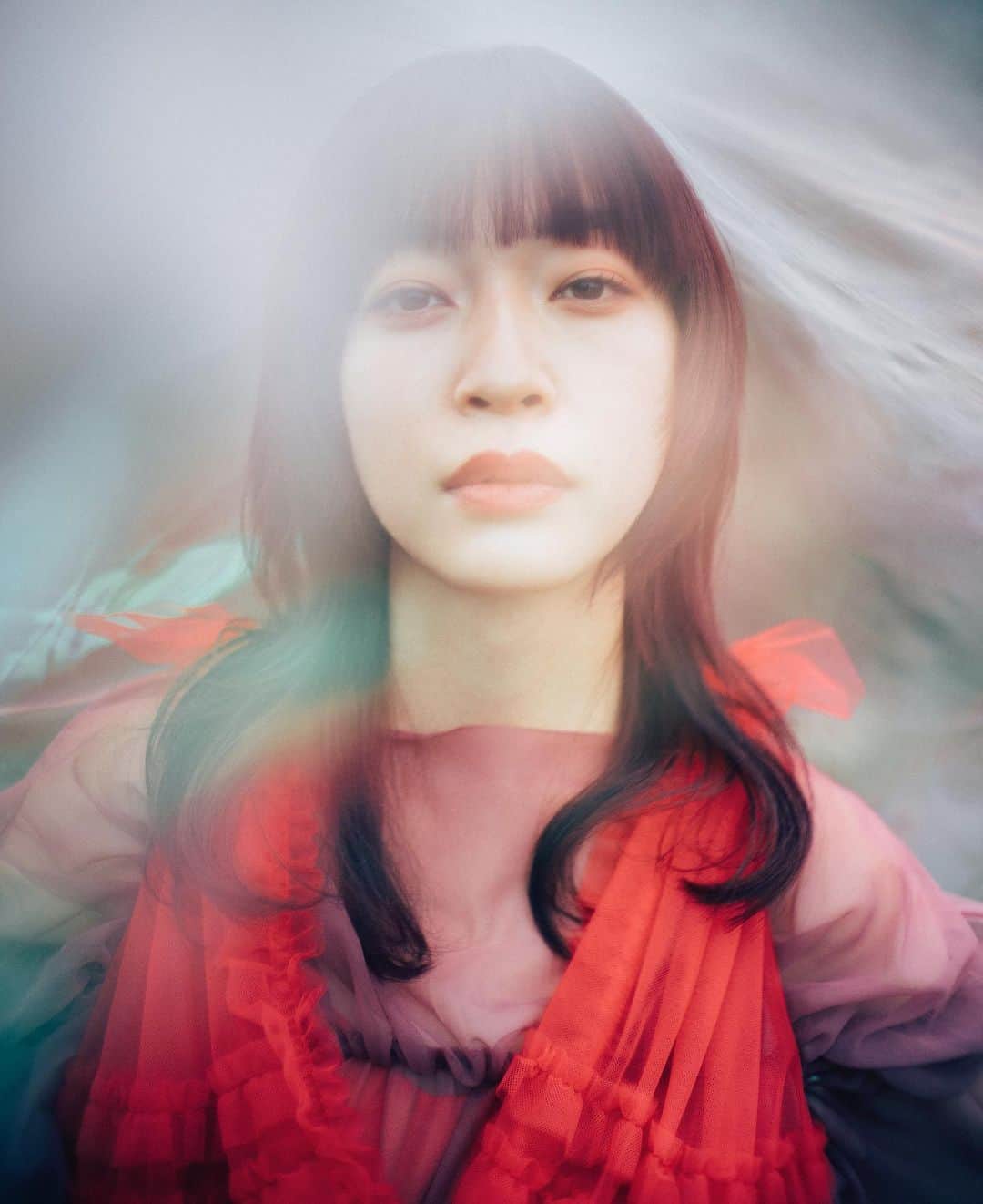 林響太朗のインスタグラム：「ヒグチアイさんのアーティスト写真を撮らせて頂きました。 #ヒグチアイ #artistphotography  #fujifilm #gfx50r」