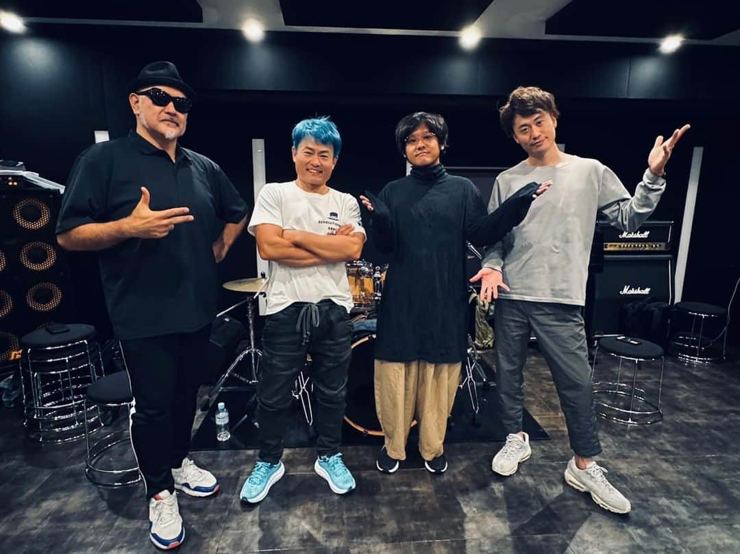 小田和奏のインスタグラム：「いい具合に仕上がって、来週が楽しみです。 あとは早起きと飛行機頑張る(高所が苦手)。 通信関係と食事とかどんな感じかな(勝手わからない)。  上海と深圳、よろしくどうぞ！」