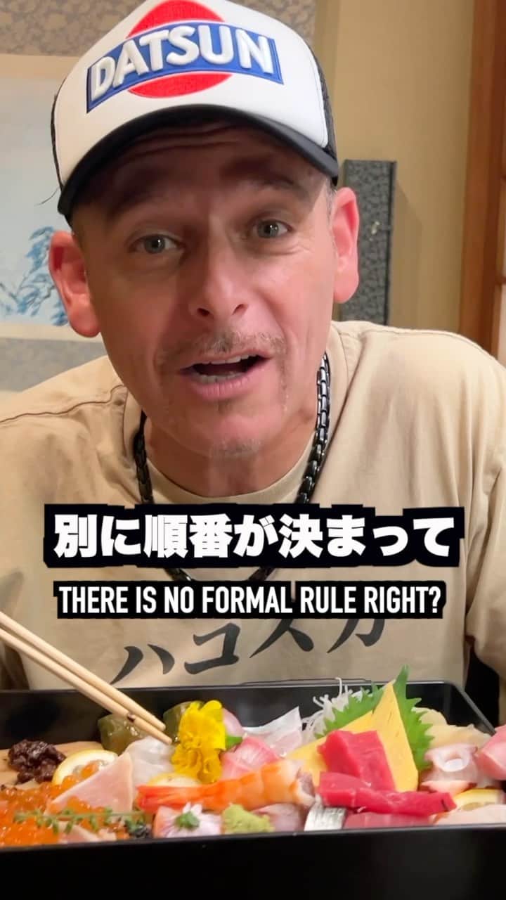 スティーブのインスタグラム：「Chirashi sushi has so much variety… where do you start?? チラシ寿司になると何から食べ始まる⁉️」