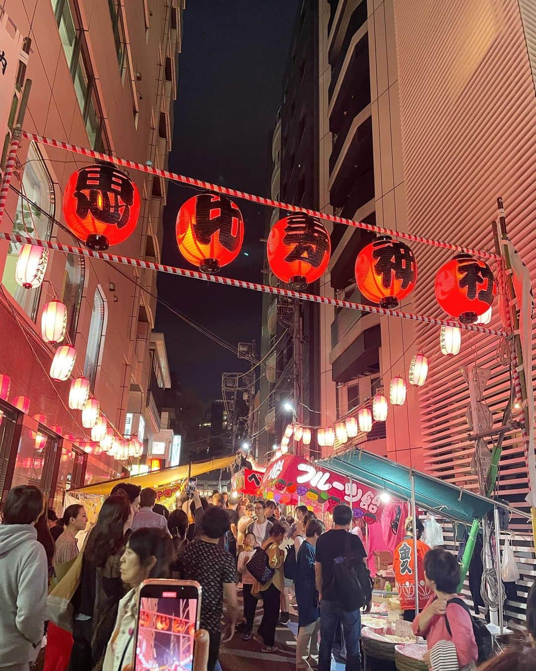 小澤しぇいんさんのインスタグラム写真 - (小澤しぇいんInstagram)「ベビーカステラ👶🏻💛  恵比寿神社のお祭り行ってきたよ🏮 屋台が多くて楽しかった♡  #恵比寿#恵比寿べったら市」10月25日 20時50分 - 1217_shane