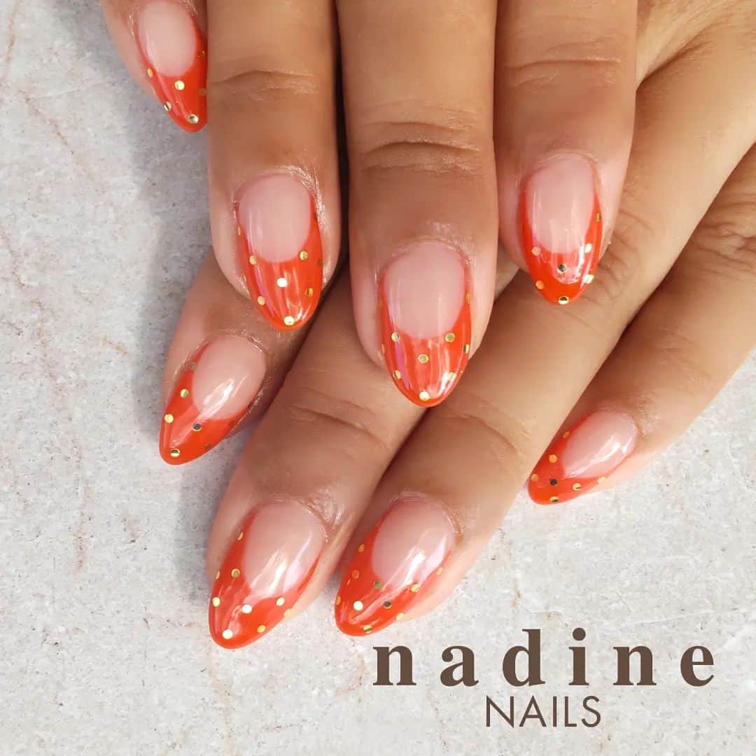 nadineNAILSのインスタグラム：「可愛い水玉フレンチ♡  #nailart #nailstagram #nails #art #instnailstyle # #japanstyle  #originalnails #gold#silver#美甲 #gelnails #gel甲 #ニュアンスネイル#girlsfashion #ミラーネイル  #clearnails #フレンチネイル#リングネイル #ワンホンネイル#pedicure #パールデザイン #秋色ネイル#マグネットネイル#グラデーションネイル#韓国ネイル#水玉ネイル#ツイードネイル#クリアネイル#赤フレンチネイル  nailsheet @lavankomono」