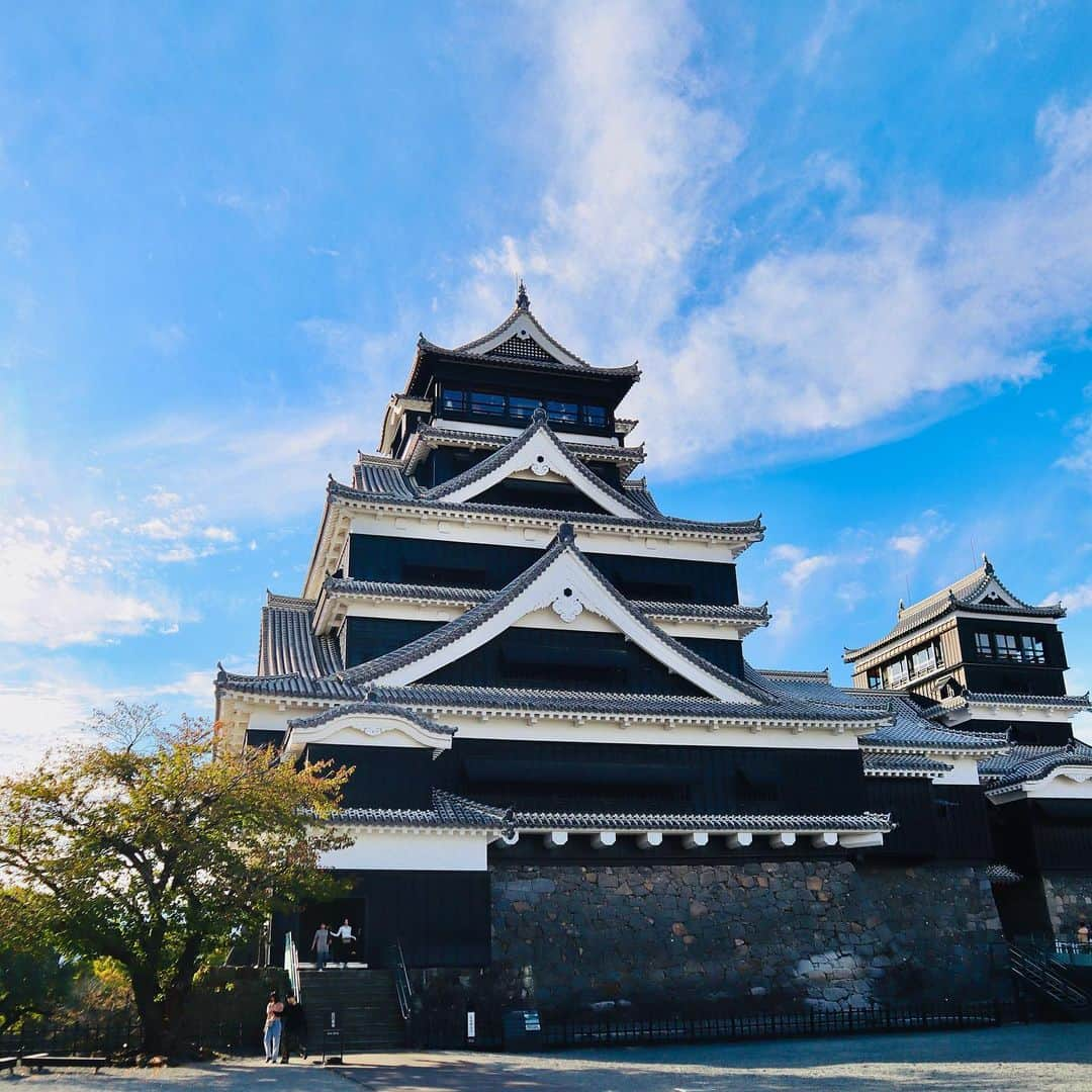 ウー・シンティーさんのインスタグラム写真 - (ウー・シンティーInstagram)「觀光緹の熊本一日遊 這一次完全沒拍影片 純放鬆行程 ⋯ 太讚啦 ( ´͈ ᵕ `͈ )◞♡  #快閃日本 #緹の旅行  #kumamoto  #くまもと」10月25日 21時26分 - esther_xinti