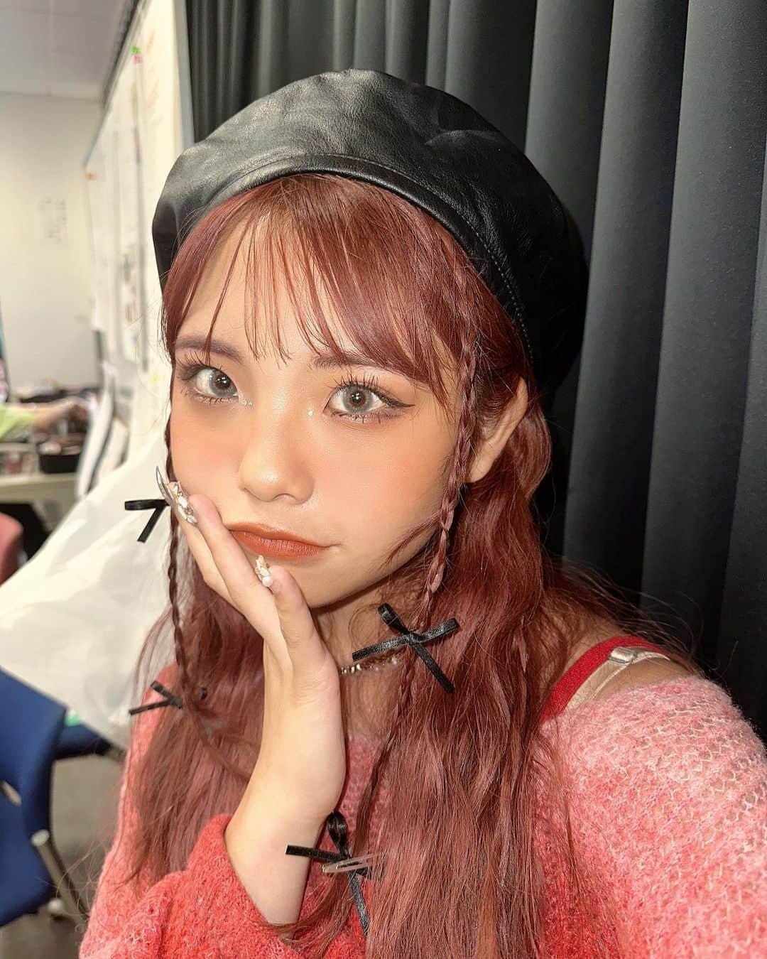辻加純さんのインスタグラム写真 - (辻加純Instagram)「Popteen今月号のオフショ❤️❤️❤️❤️🩶🩶🩶🩶 このカットめちゃくちゃすき😭💕😭💕 みーーーんなかわいい🥹💖🩷🥲 是非見てね🥲🥲  #きゃすみる #きゃすみるクリモおめでとう #きゃすみるが専属になるまで #きゃすみる目指専属   #クリエイターモデル #モデル #女優 #専属 #jk #JK #jkブランド  #jk2 #ギャル#ぎゃる#gal #sjk#高校生 #Popteen    #韓国旅行  #jkの素敵な思い出  #犬のいる生活 #愛犬 #着物レンタル古都   #korea #BLEA #盛り髪  #海外ガール #japanesegirl  #jkの素敵な思い出   #韓国」10月25日 21時22分 - kyasmil_
