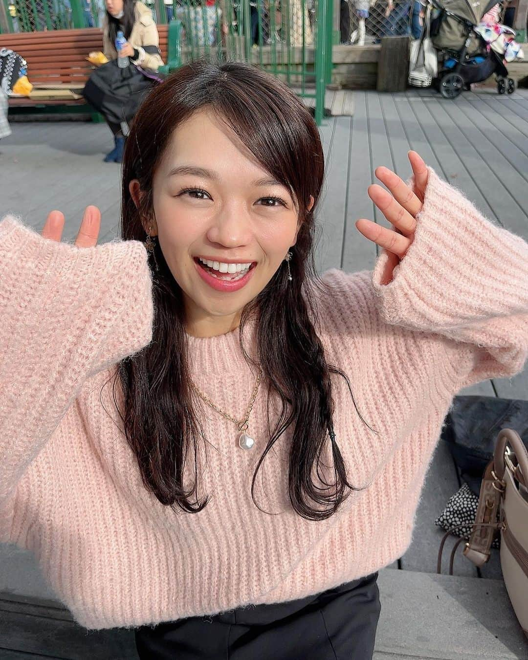 岡村茉奈さんのインスタグラム写真 - (岡村茉奈Instagram)「. 急にめっちゃ寒いね🌨️  大阪ではヒョウ降ったとこもあるらしい🥹🥹  …元気にやってるかな？？  #instagood#tflers#love#swag#me#outfit#happy#funny#makeup#fashion#gu#follow#followme#오오티디#좋아요#공스타그램」10月25日 21時34分 - mana_0906__