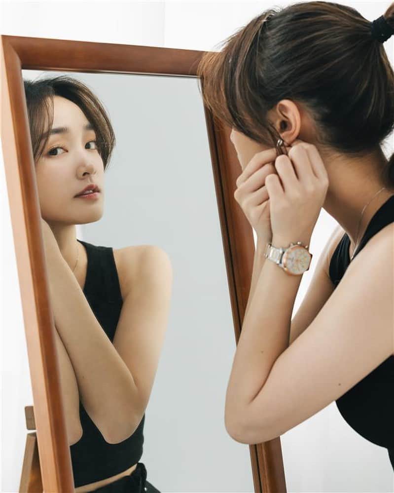 ジングルワンのインスタグラム：「： 小時候，以為時間只有一種滴答聲。  現在才明白，原來，時間擁有好多的聲音。而你們都聽到了什麼呢？  @Seiko_Taiwan  #珍藏_美個瞬間 #SEIKO #LUKIA  #SSC918J1 #SSC920J1  #每一刻都在蛻變 #每一刻都值得珍藏」