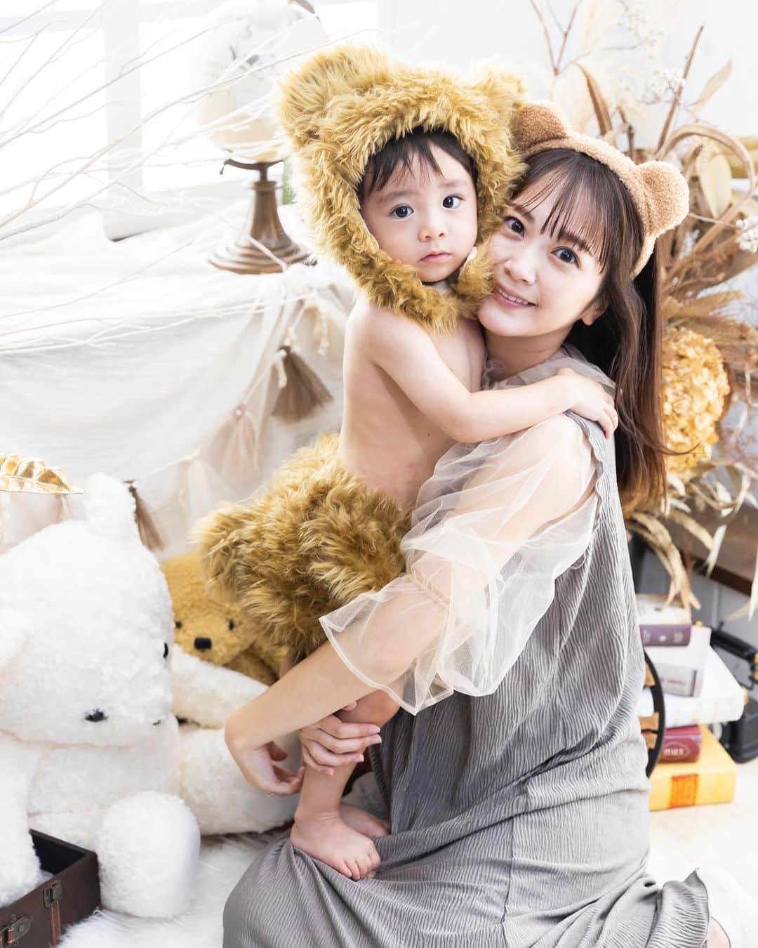 のインスタグラム：「🧸 2歳までしか撮れないから いまのうちにくまちゃん🐻‍❄️🤭」