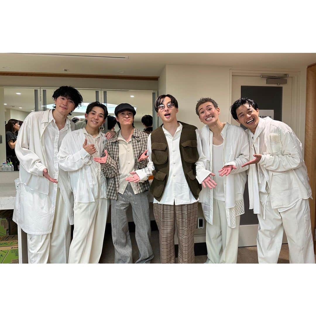 和田颯のインスタグラム：「. @da_ice_taiki くんと日本武道館へ。 @stkgz_official 一生大尊敬です。」