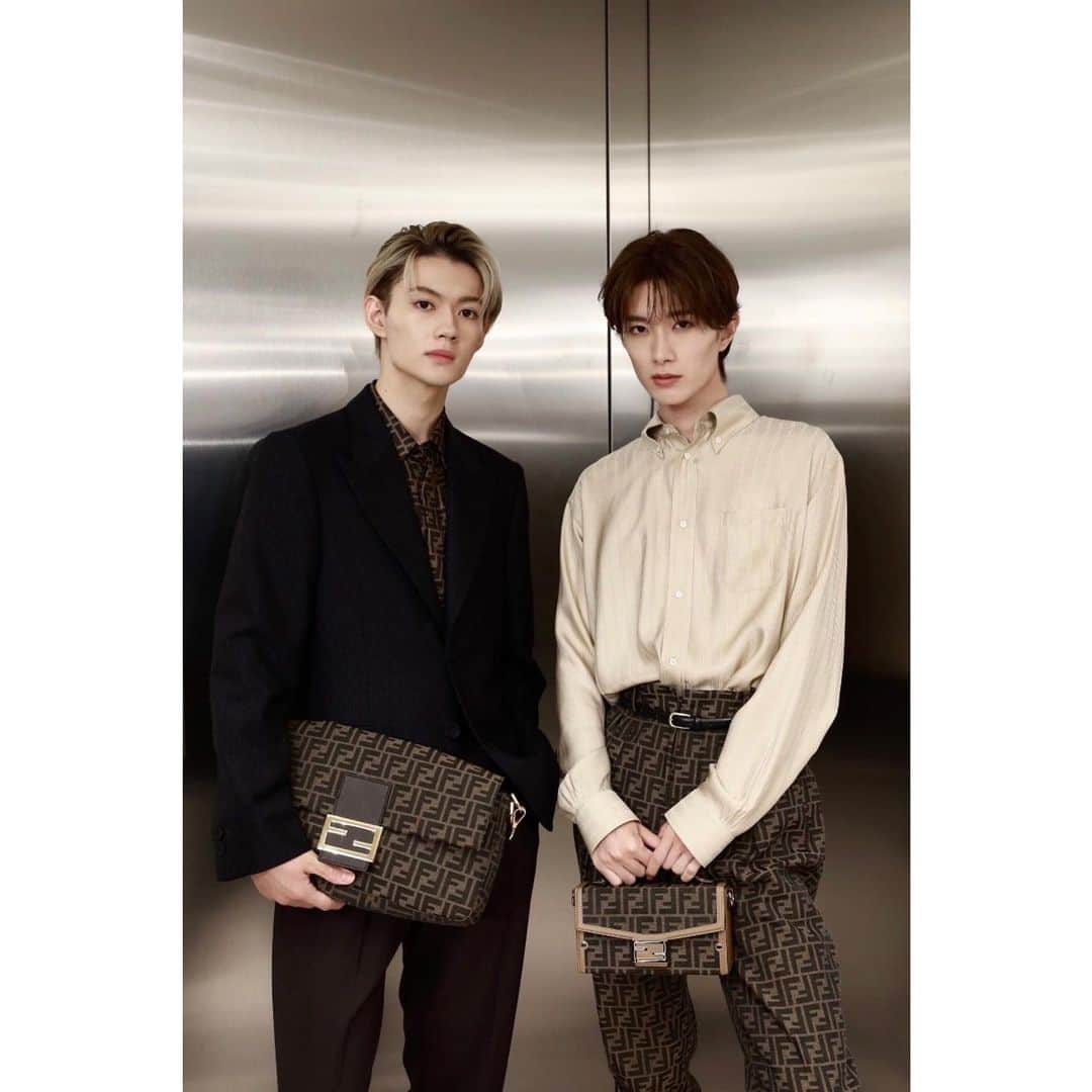 佐野勇斗のインスタグラム：「.  3080でFENDI  @FENDI #PR #FENDI #左 #30(佐野勇斗) #右 #80(山中柔太朗)」