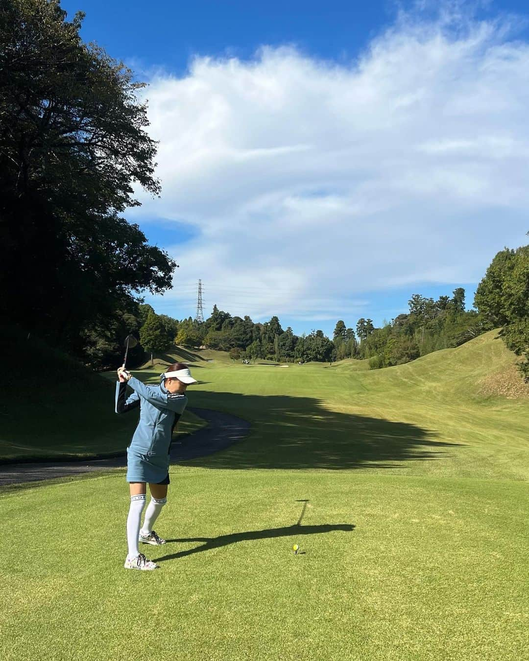 石黒彩さんのインスタグラム写真 - (石黒彩Instagram)「秋🍂 テーラードコーデ❤️ めちゃ着やすくて 本当に真面目におすすめwww😂  ヤバい好き❤️  @taylormade_golf_japan_apparel_  @taylormade_golf_japan   #ゴルフ #ゴルフ女子  #たのしい  #テーラーメイド #秋 #コーデ #お気に入り」10月25日 22時08分 - ishiguroaya.official